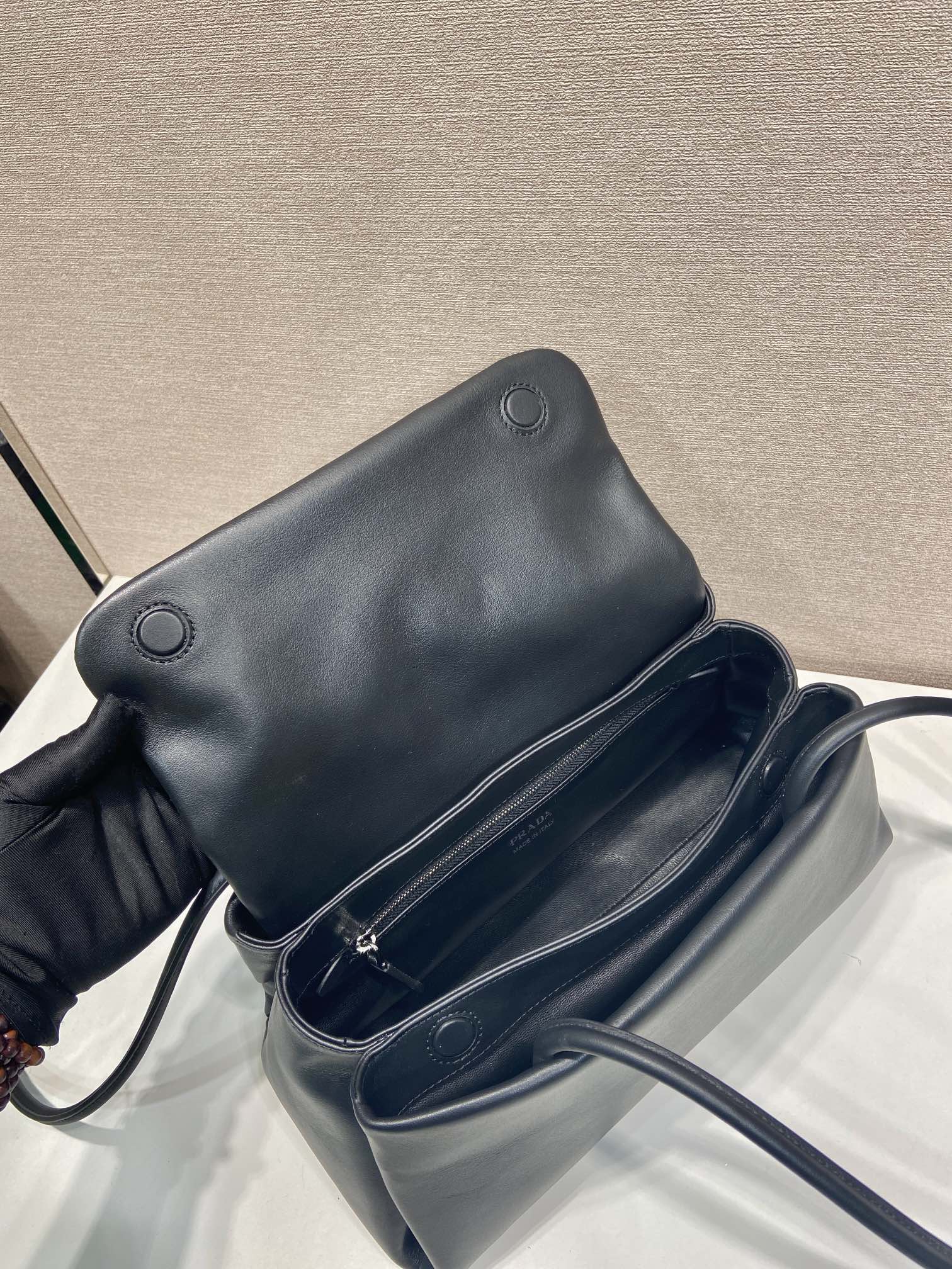 28CM 中号 普拉达 PRADA  Passage 单肩手提 女包  黑色 皮H0-1BA495_2G52_F0002_V_OPO