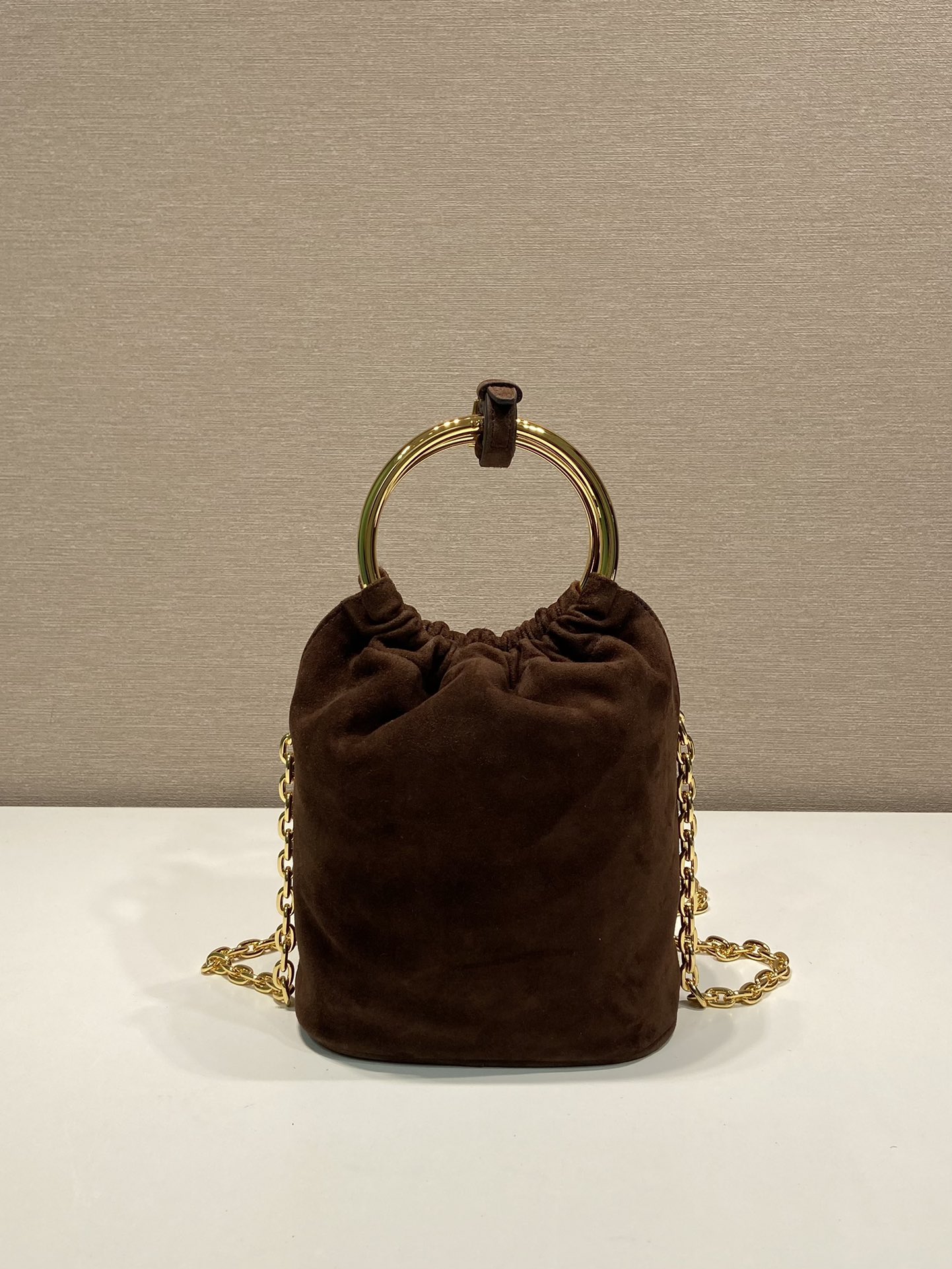 普拉达 PRADA 斜跨手提 水桶 女包  棕色麂皮 皮F0-1BC227_008_F0324_V_OOO