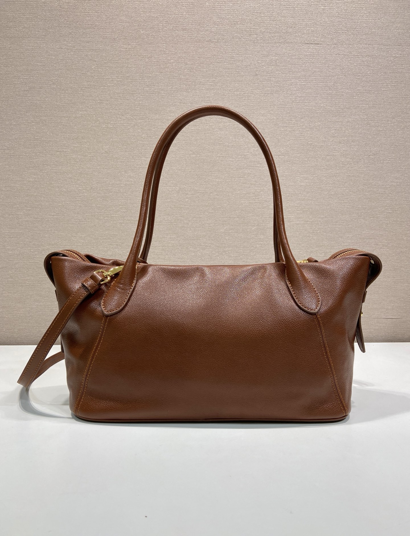 32CM 普拉达 PRADA Ouvert 斜跨手提 tote 女包 棕色 皮H0-1BG661_2HF2_F0042_V_OOO