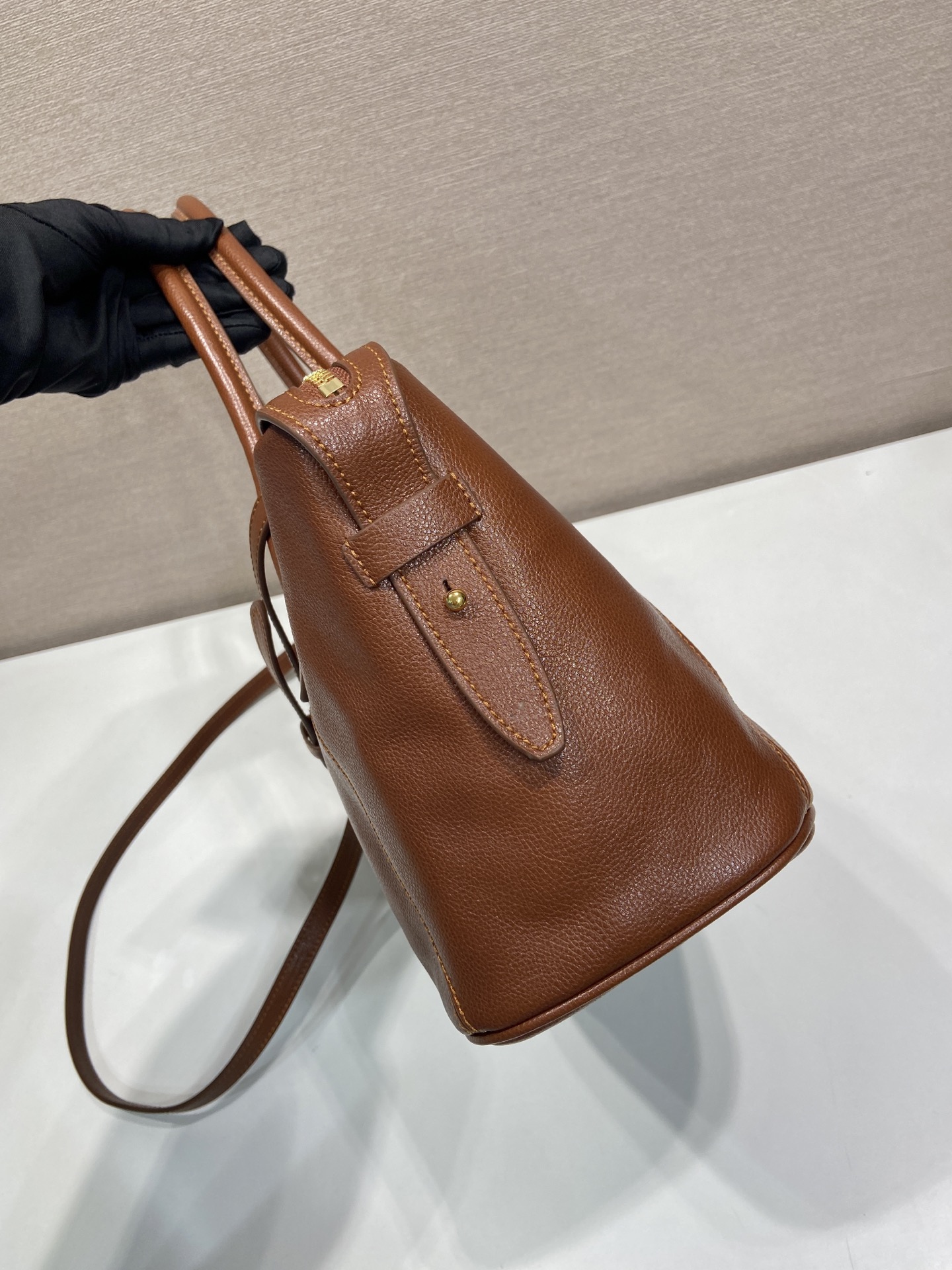 32CM 普拉达 PRADA Ouvert 斜跨手提 tote 女包 棕色 皮H0-1BG661_2HF2_F0042_V_OOO