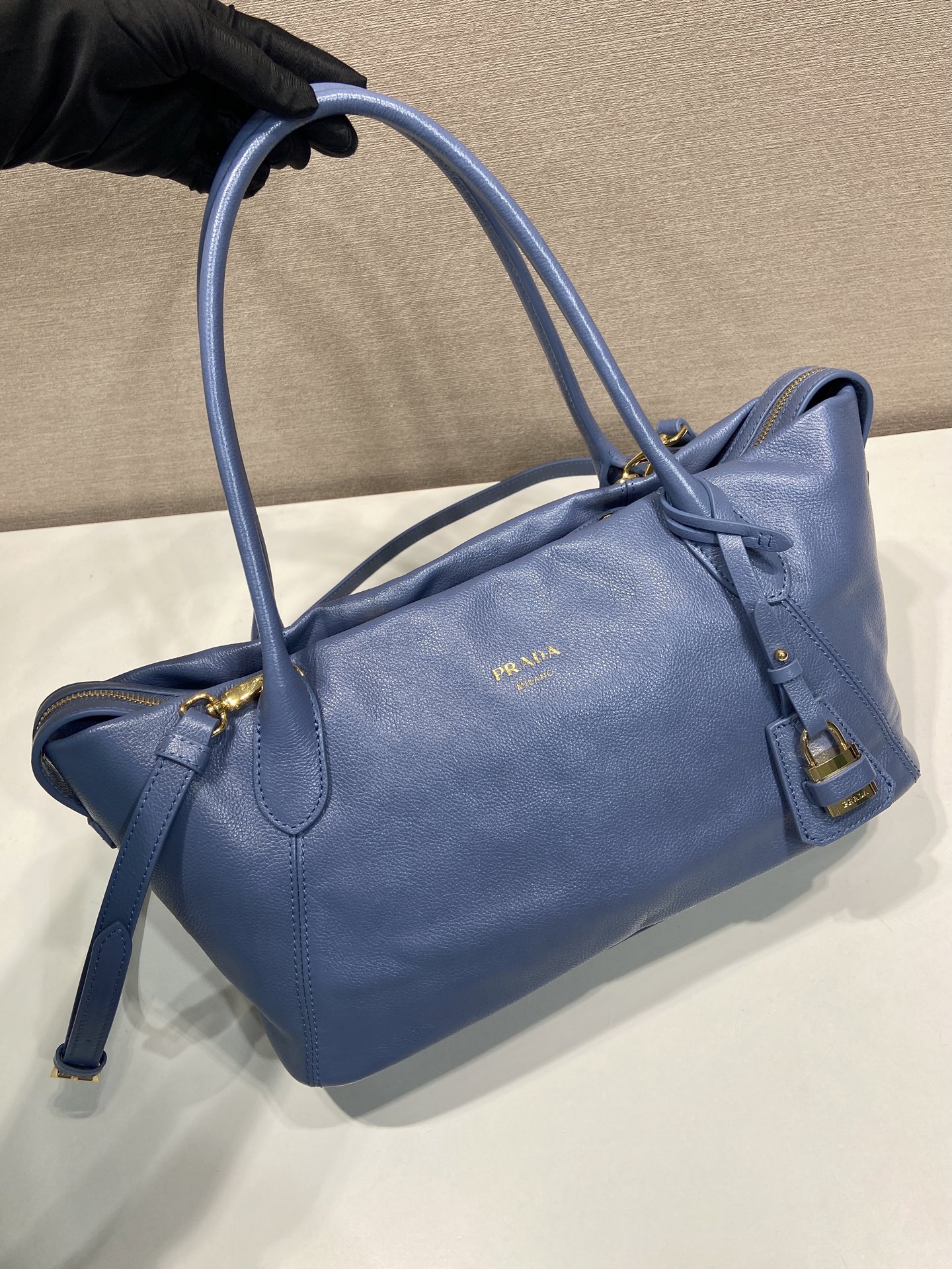 32CM 普拉达 PRADA Ouvert 斜跨手提 tote 女包 蓝色 皮H0-1BG661_2HF2_F0D57