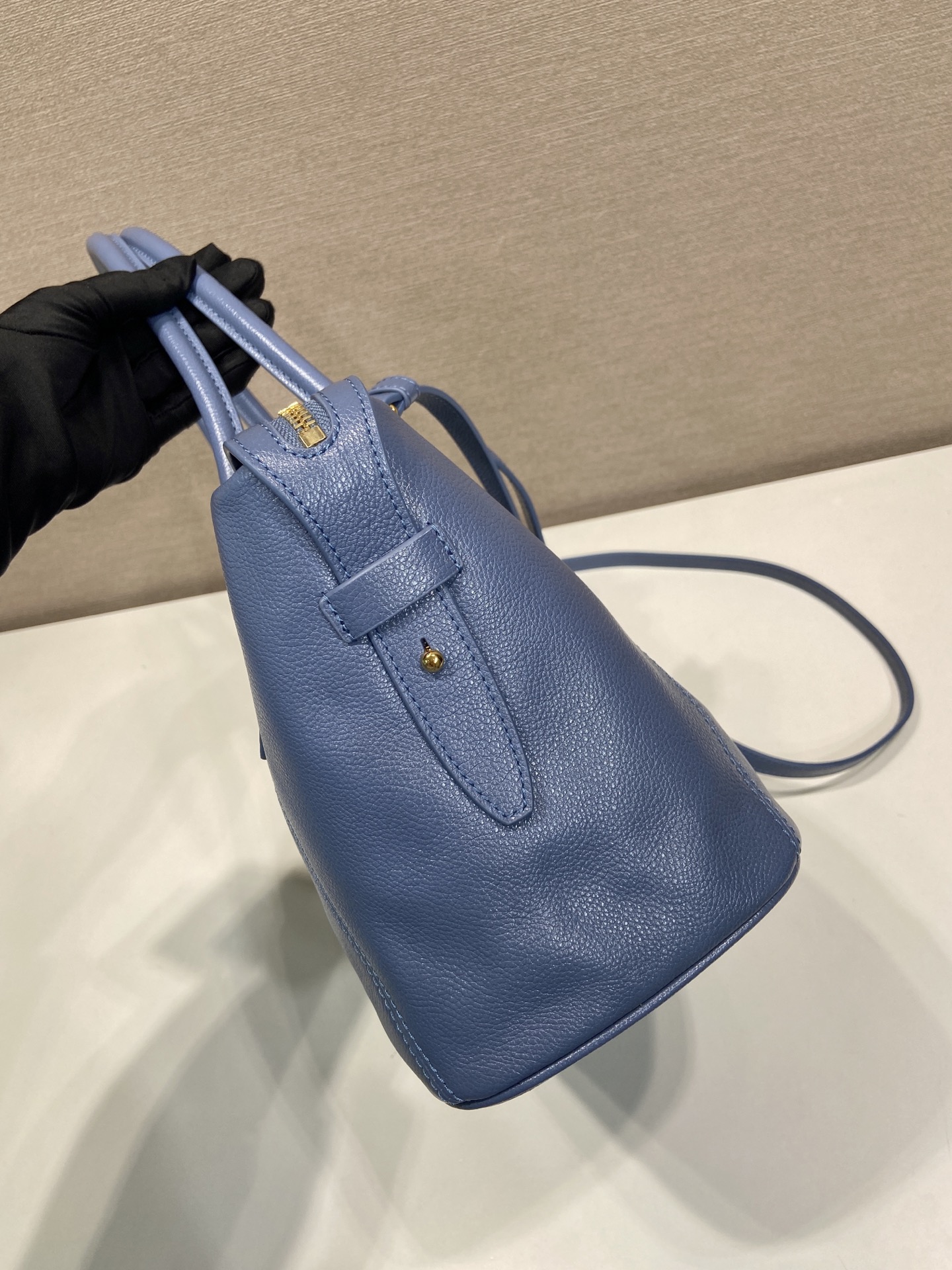 32CM 普拉达 PRADA Ouvert 斜跨手提 tote 女包 蓝色 皮H0-1BG661_2HF2_F0D57