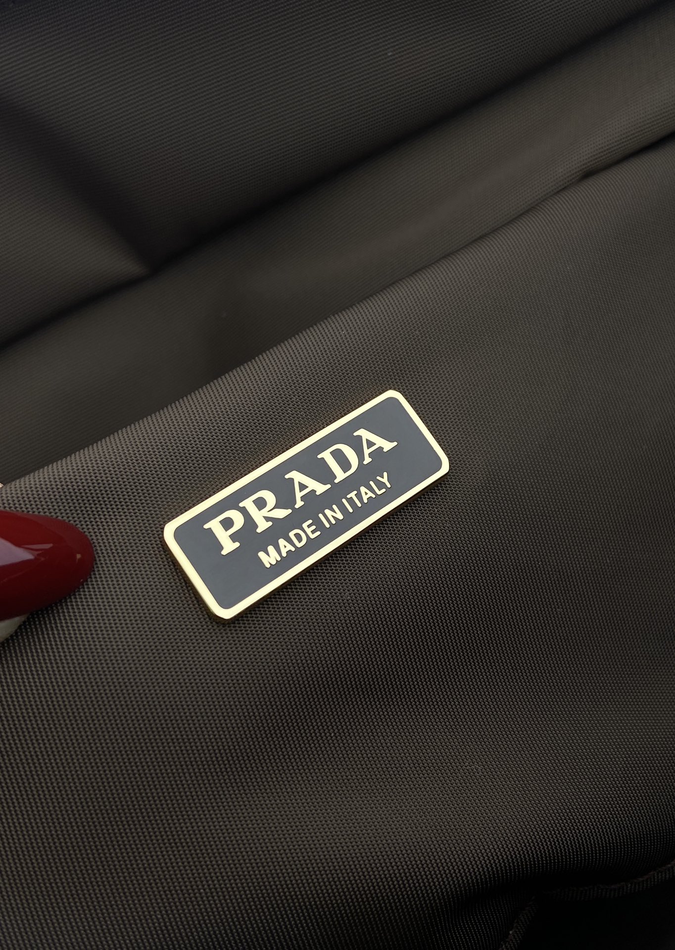 37CM 普拉达 PRADA Explore Re-Nyloni 邮差斜跨手提 女包 棕色尼龙  H0-1BD391_2DX8_F0038