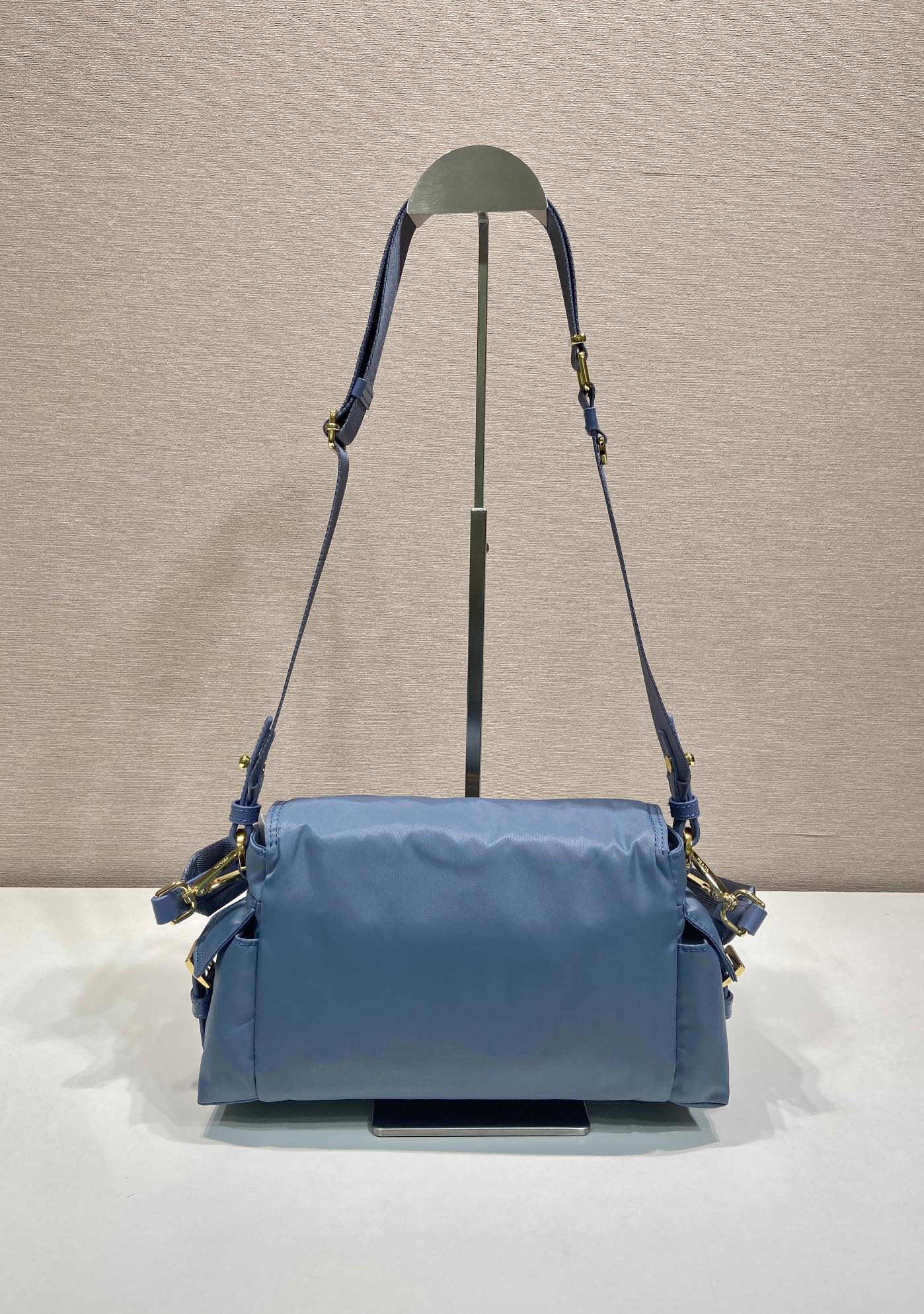 30CM 普拉达 PRADA Re-Nyloni 邮差斜跨手提 女包 蓝色尼龙  F0-1BD394_RDLN_F0038_V_NOO