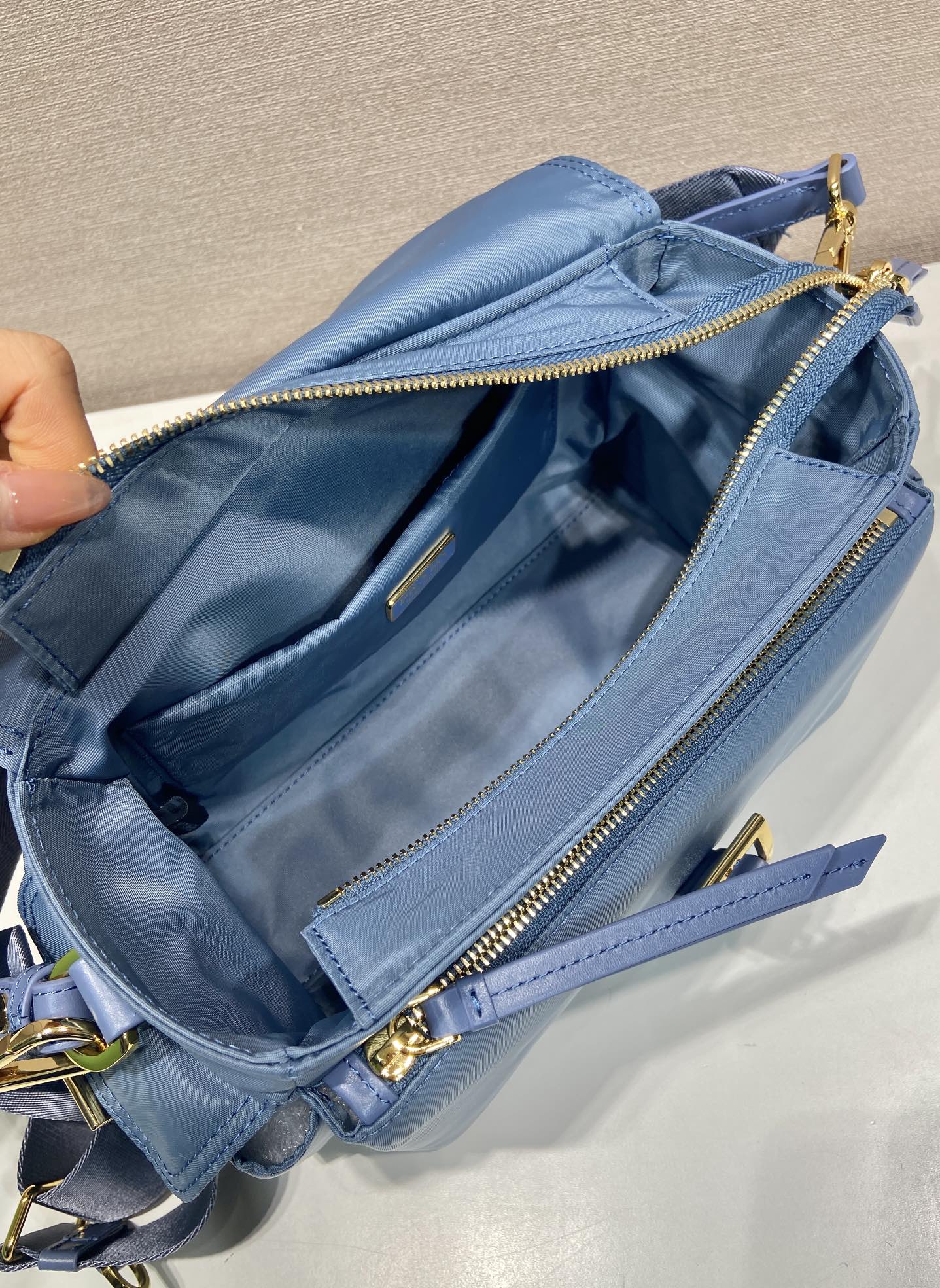 30CM 普拉达 PRADA Re-Nyloni 邮差斜跨手提 女包 蓝色尼龙  F0-1BD394_RDLN_F0038_V_NOO