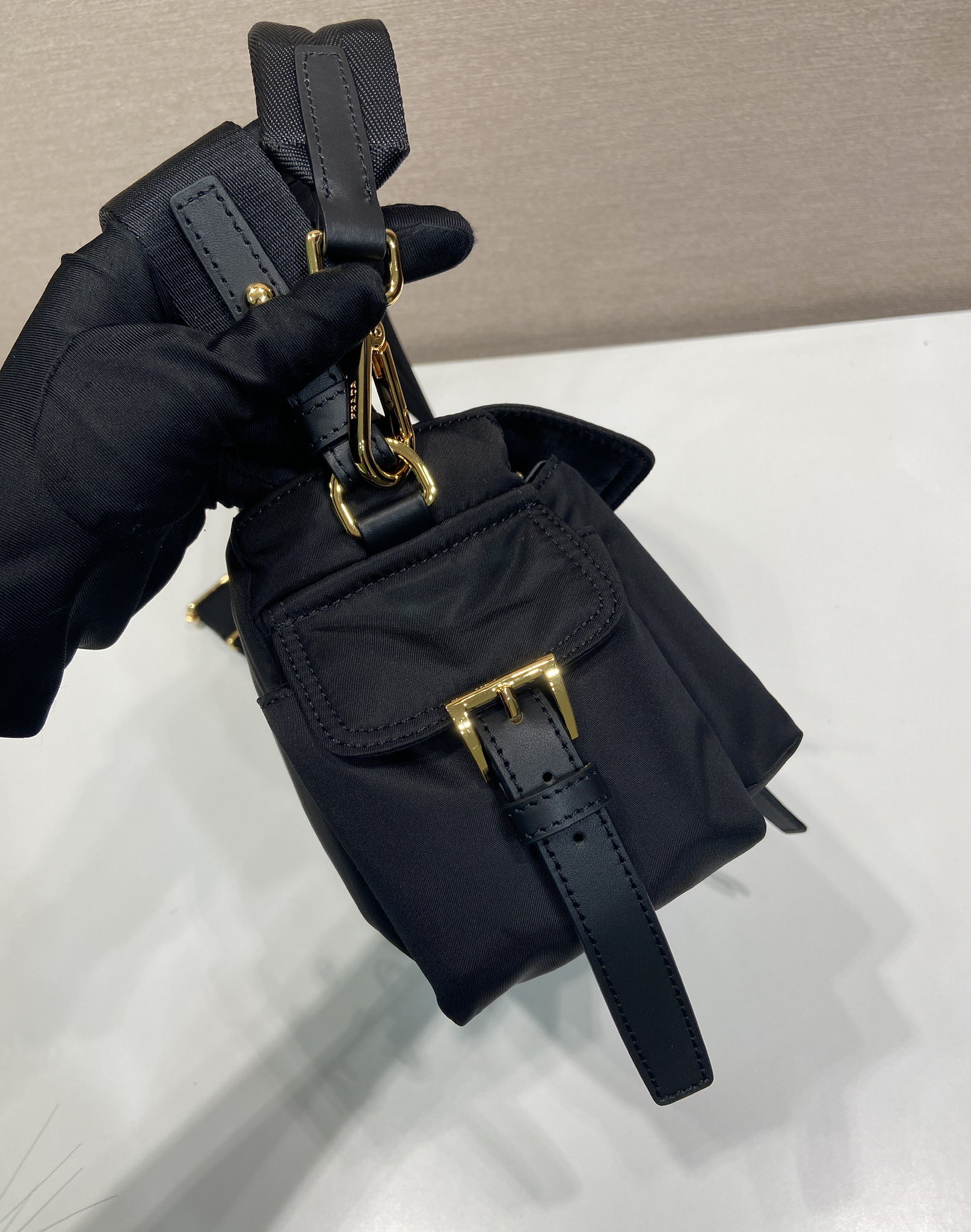 30CM 普拉达 PRADA Re-Nyloni 邮差斜跨手提 女包 黑色尼龙  F0-1BD394_RDLN_F0002