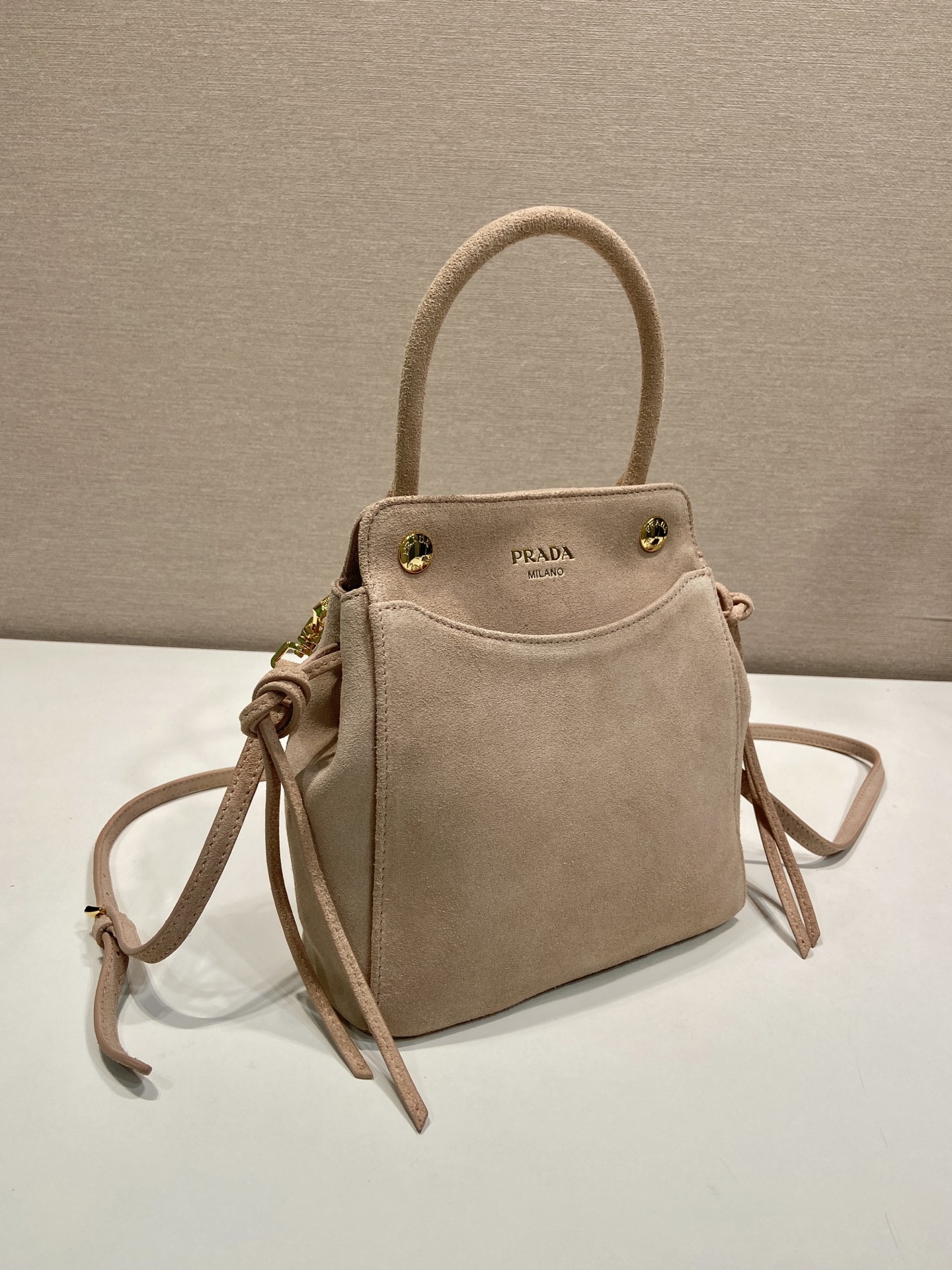 mini 普拉达 PRADA CarryI 斜跨手提 女包 睡莲色 麂皮 H0-1BA496_2C4S_F0NZ2