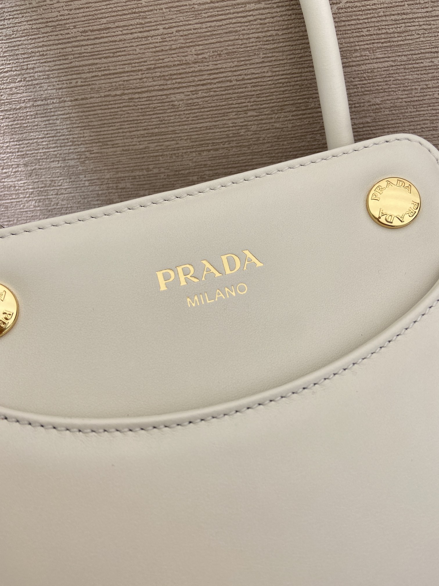 mini 普拉达 PRADA CarryI 斜跨手提 女包 白色 皮革 H0-1BA496_2C6A_F0PG7_V_OOO