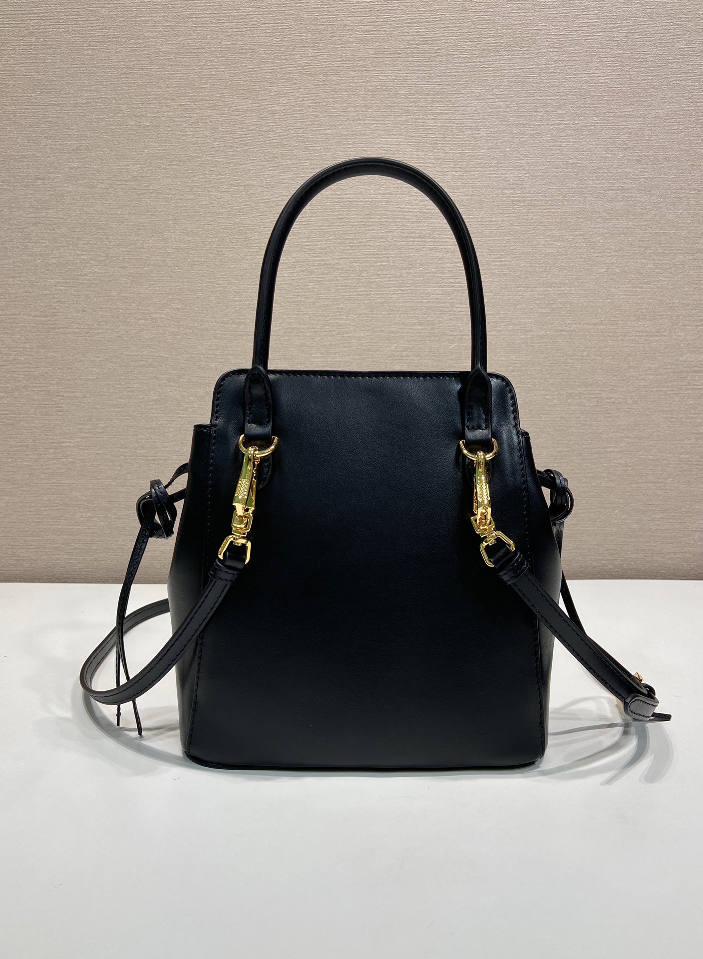 mini 普拉达 PRADA CarryI 斜跨手提 女包 黑色 皮革 H0-1BA496_2C6A_F0002_V_OOO
