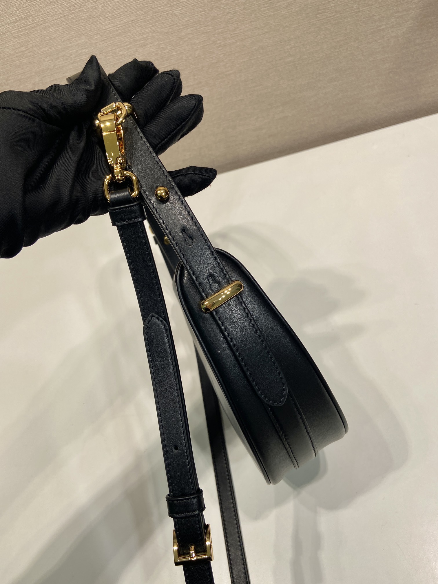 普拉达 PRADA Arque 手提腋下包  女包  黑色 皮革 H0-1BC194_ASK_F0002_V_HOO