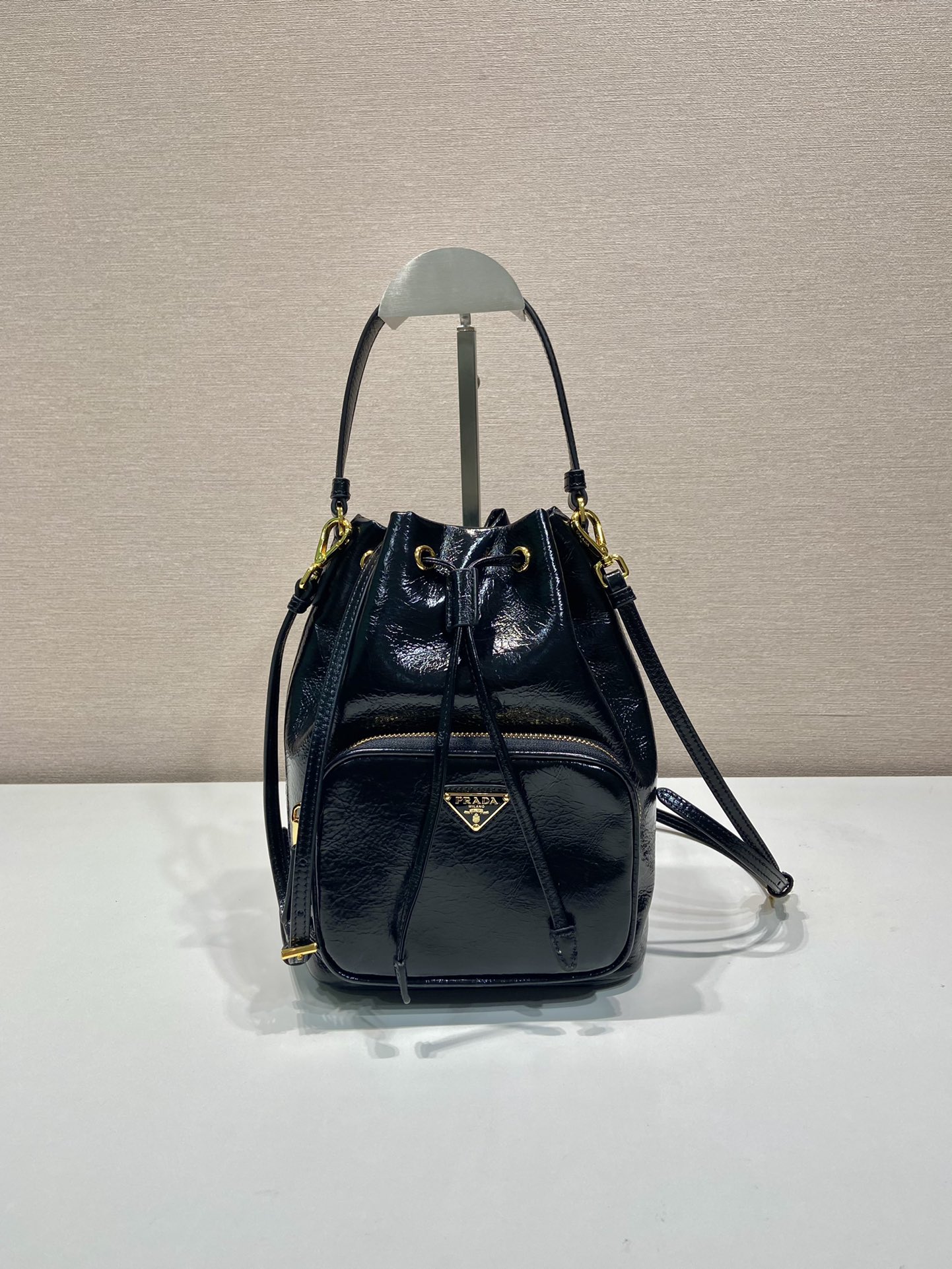 普拉达 PRADA Duet 水桶 手提 斜跨  女包  黑色 皮革 F0-1BH038_2DNT_F0002