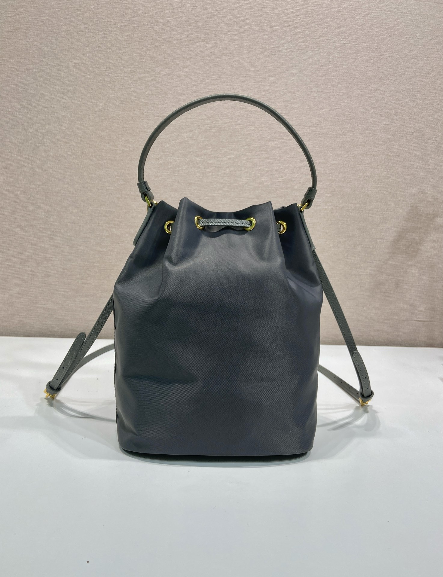 普拉达 PRADA Duet 水桶 手提 斜跨  女包 水银灰 尼龙 F0-1BH038_RV44_F0ST1_V_UOP