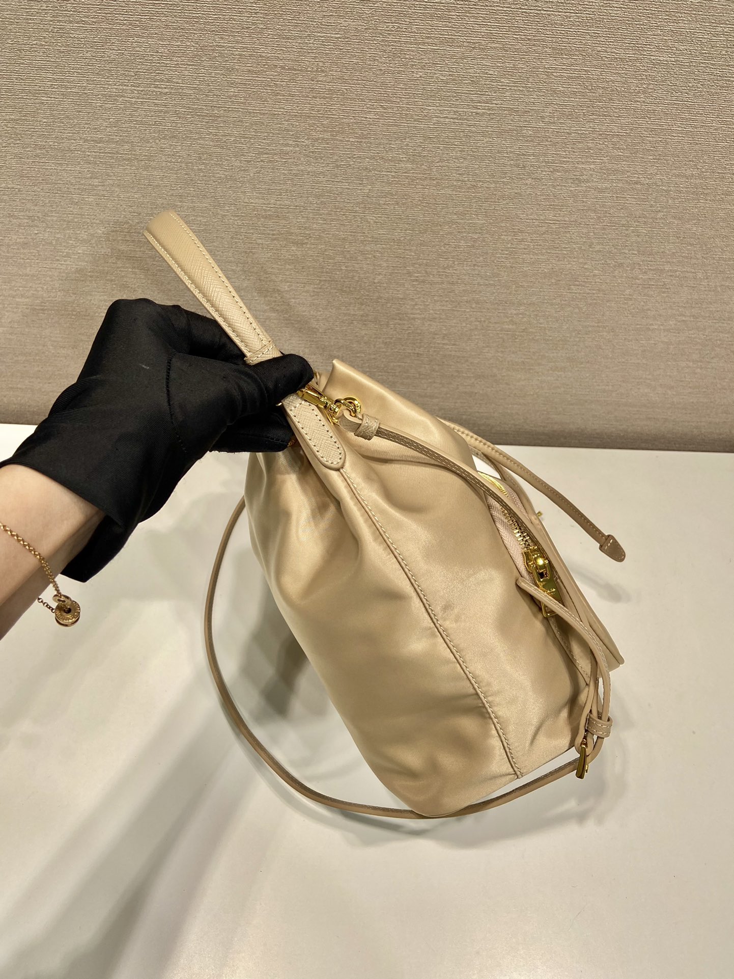 普拉达 PRADA DuetRe-Nylon 水桶 手提 斜跨  女包 棕色 尼龙 F0-1BH038_UOP_RV44_F0040