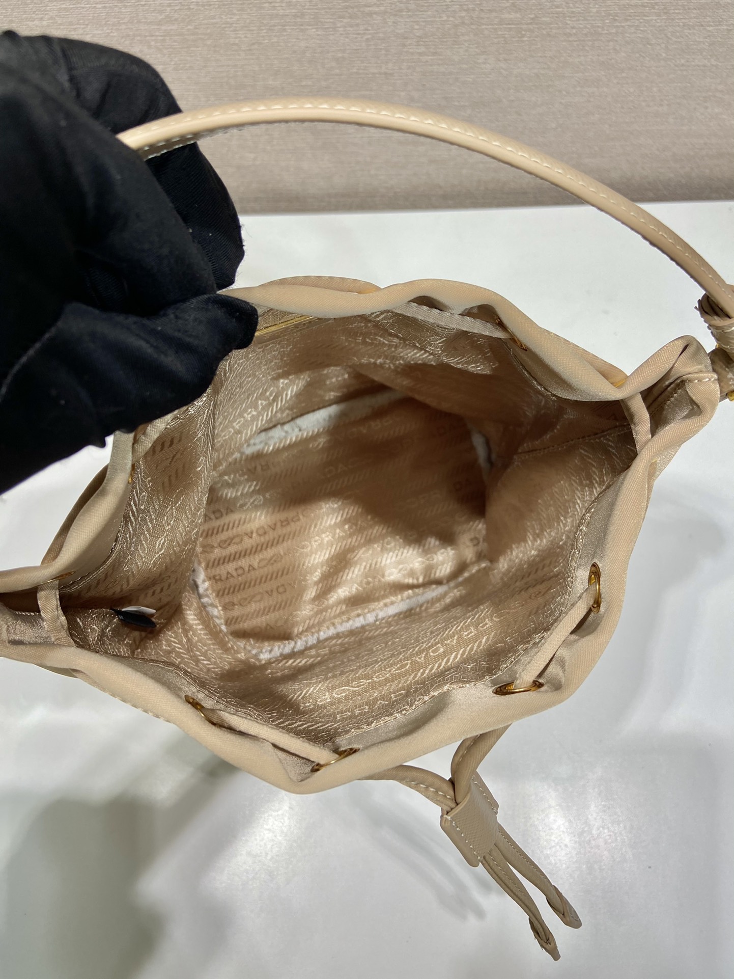 普拉达 PRADA DuetRe-Nylon 水桶 手提 斜跨  女包 棕色 尼龙 F0-1BH038_UOP_RV44_F0040