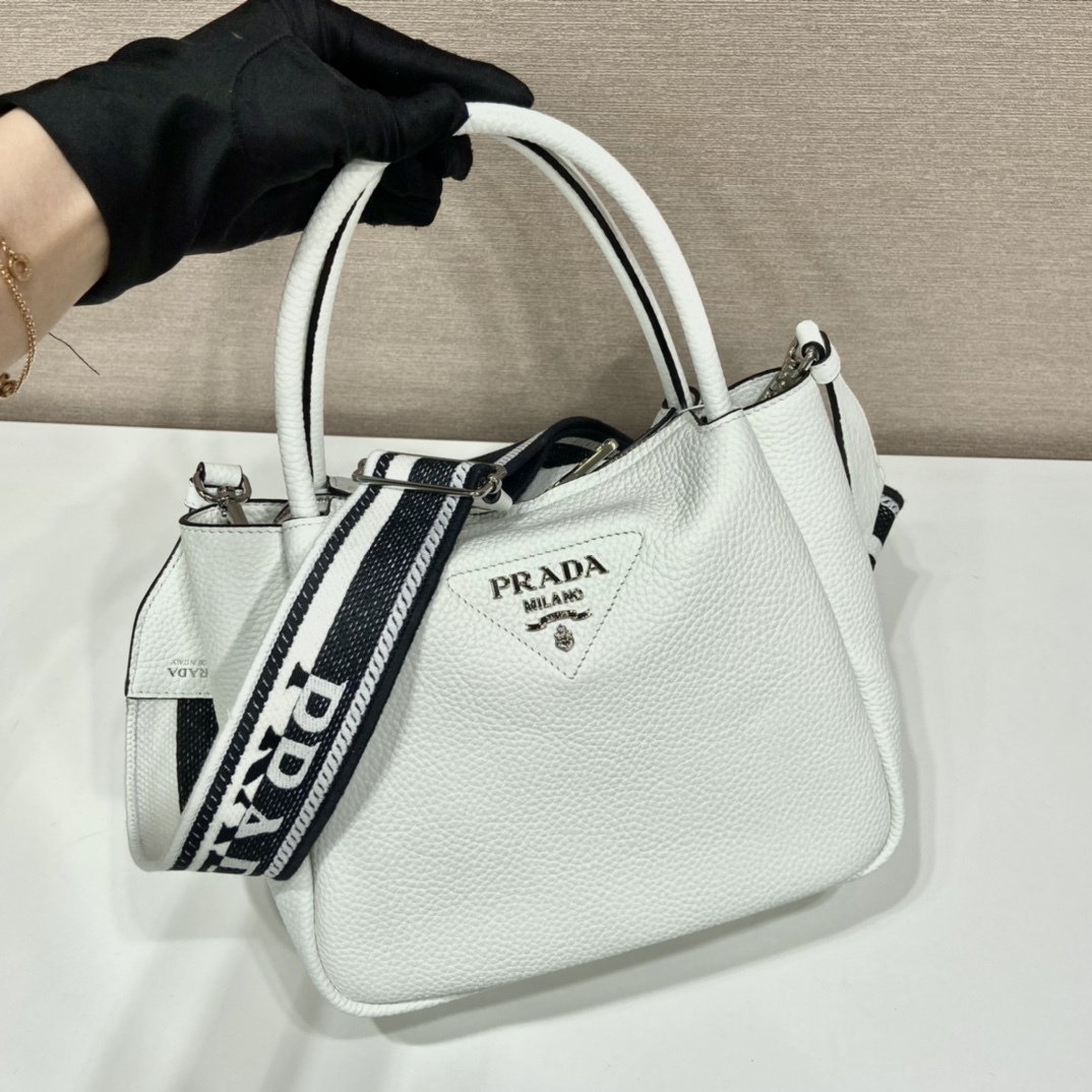 小号 普拉达 PRADA  手提 斜跨  女包 白色 皮质 H0-1BC145_2DKV_F0009