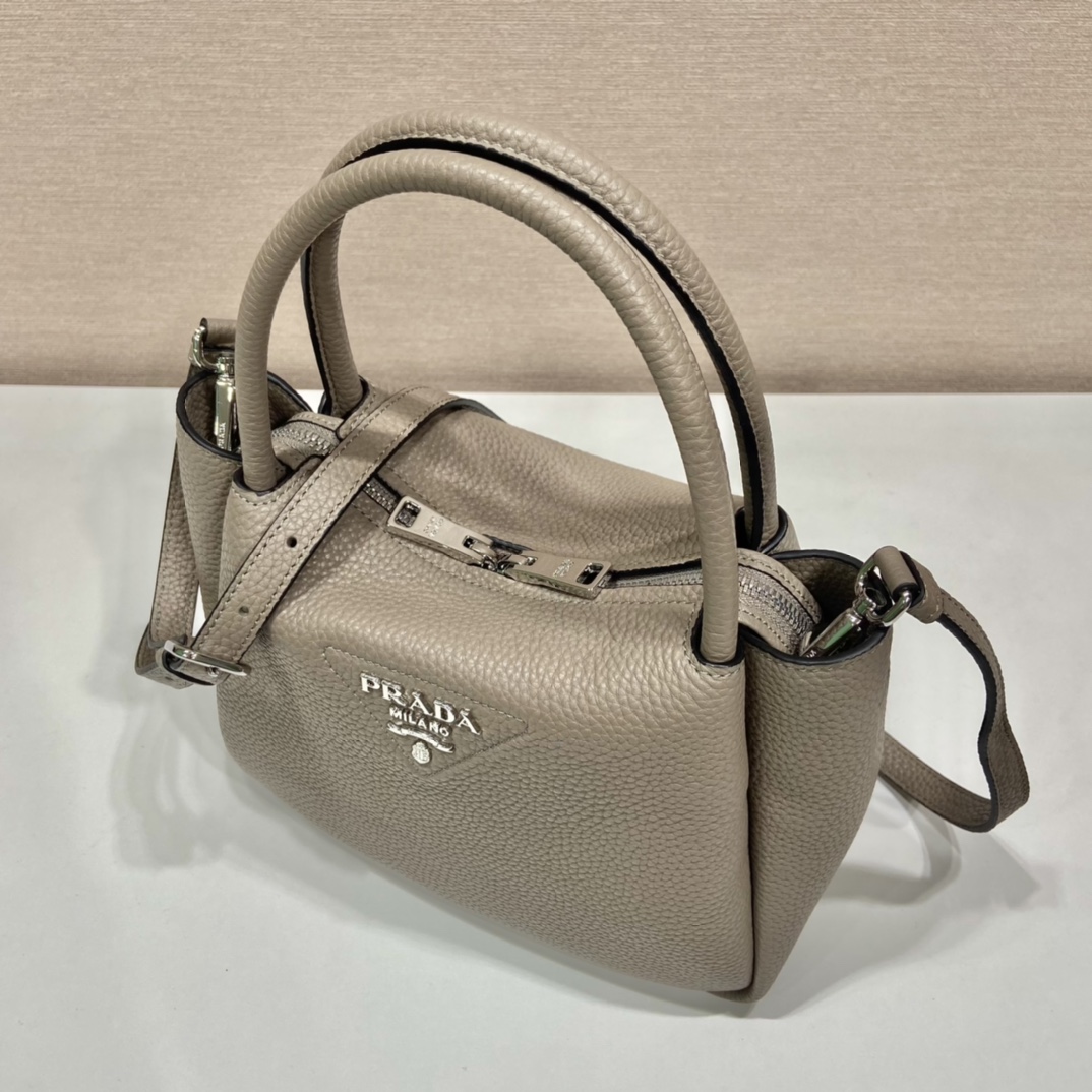 小号 普拉达 PRADA  手提 斜跨  女包 泥灰色 皮质 H0-1BC145_2DKV_F0572_V_3OO