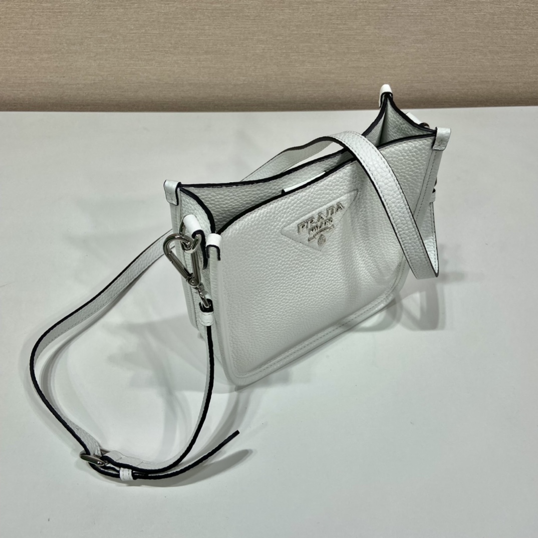 （双肩带-银logo）mini 普拉达 PRADA   斜跨 女包 白色 皮质 H0-1BH191_2DKV_F0009_V_3OO