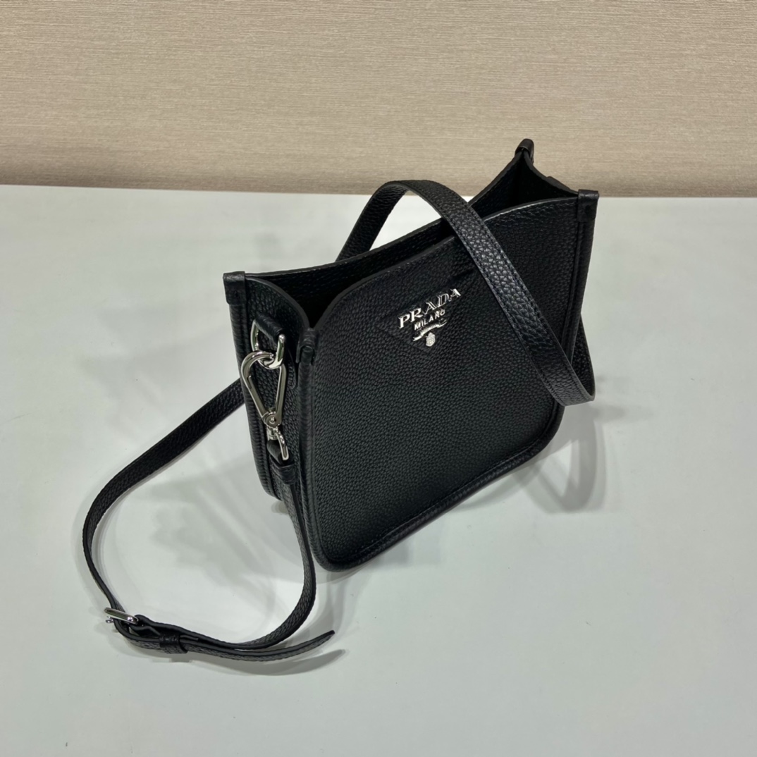 （双肩带-银logo）mini 普拉达 PRADA   斜跨 女包 黑色 皮质 H0-1BH191_2DKV_F0002_V_3OO