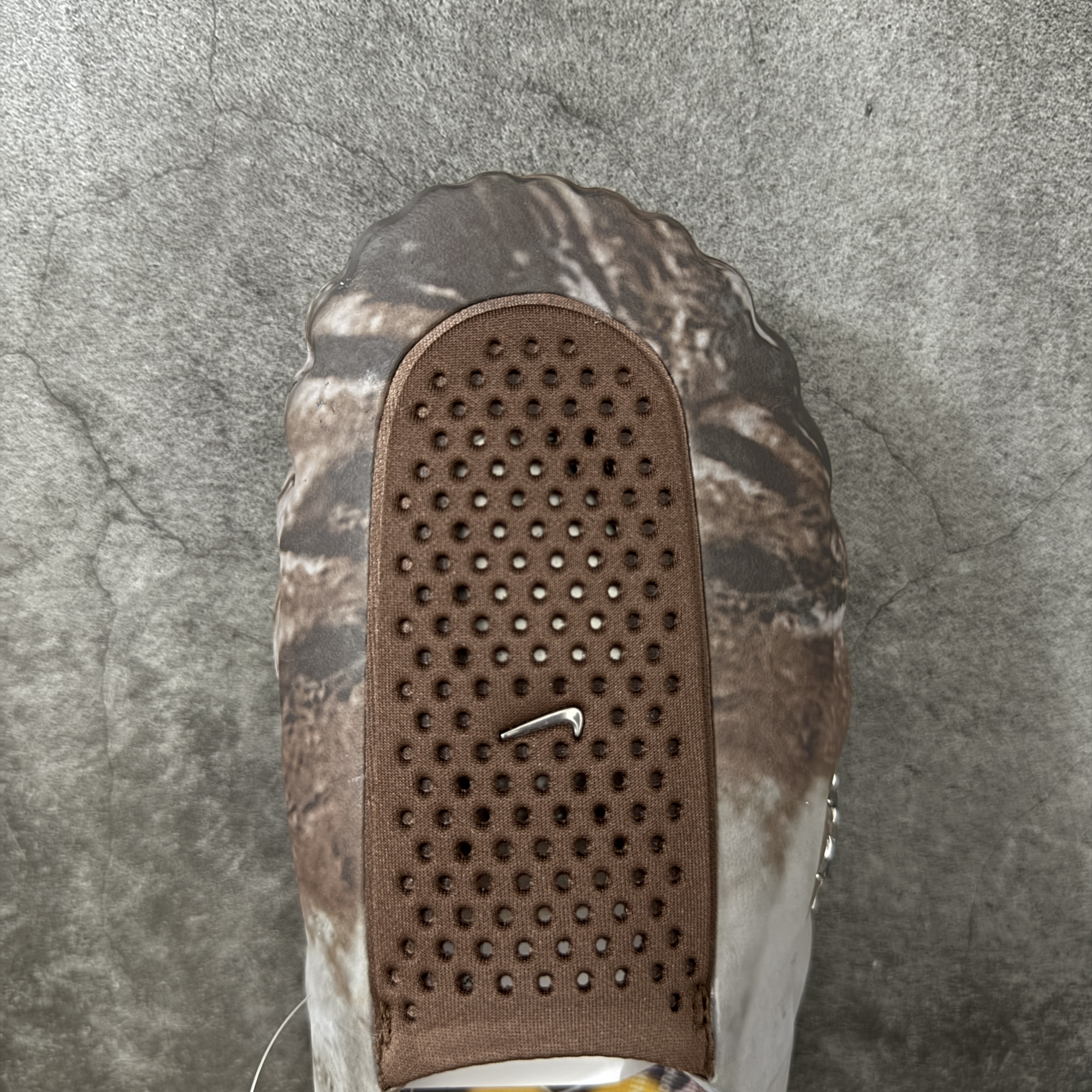 Nocta Nike Mind 001 按摩鞋 舒适柔软 包头 拖鞋男女同款 灰棕 HY5028-500