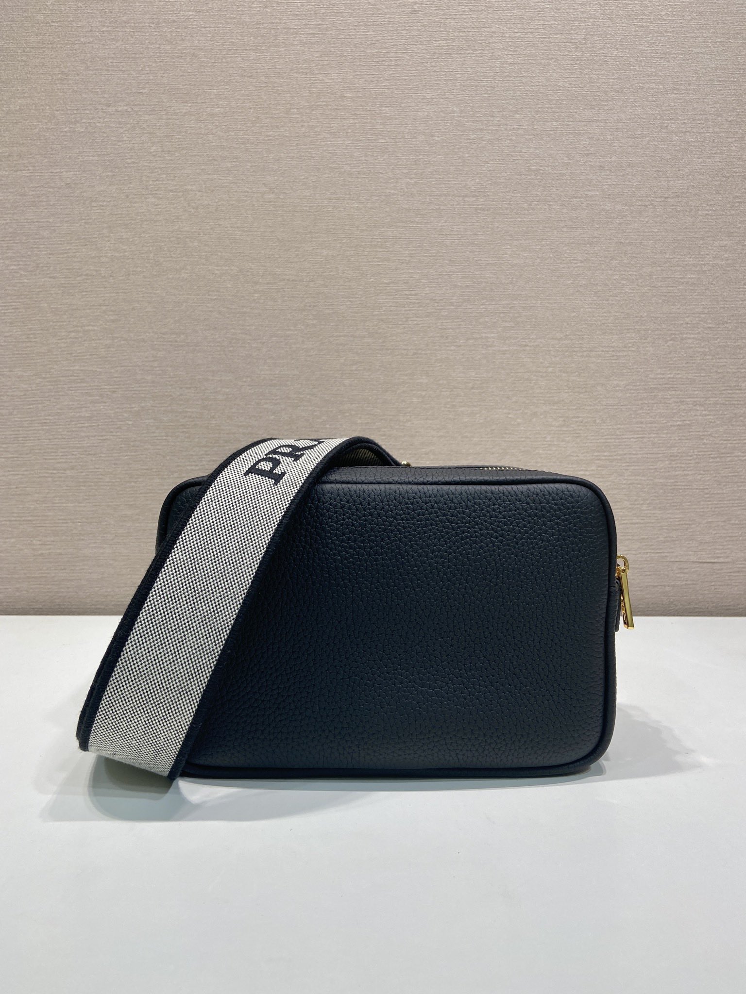 （双肩带-金logo） 普拉达 PRADA  相机 斜跨 女包 红色 皮质 1BH082-2BBE-F0EOO