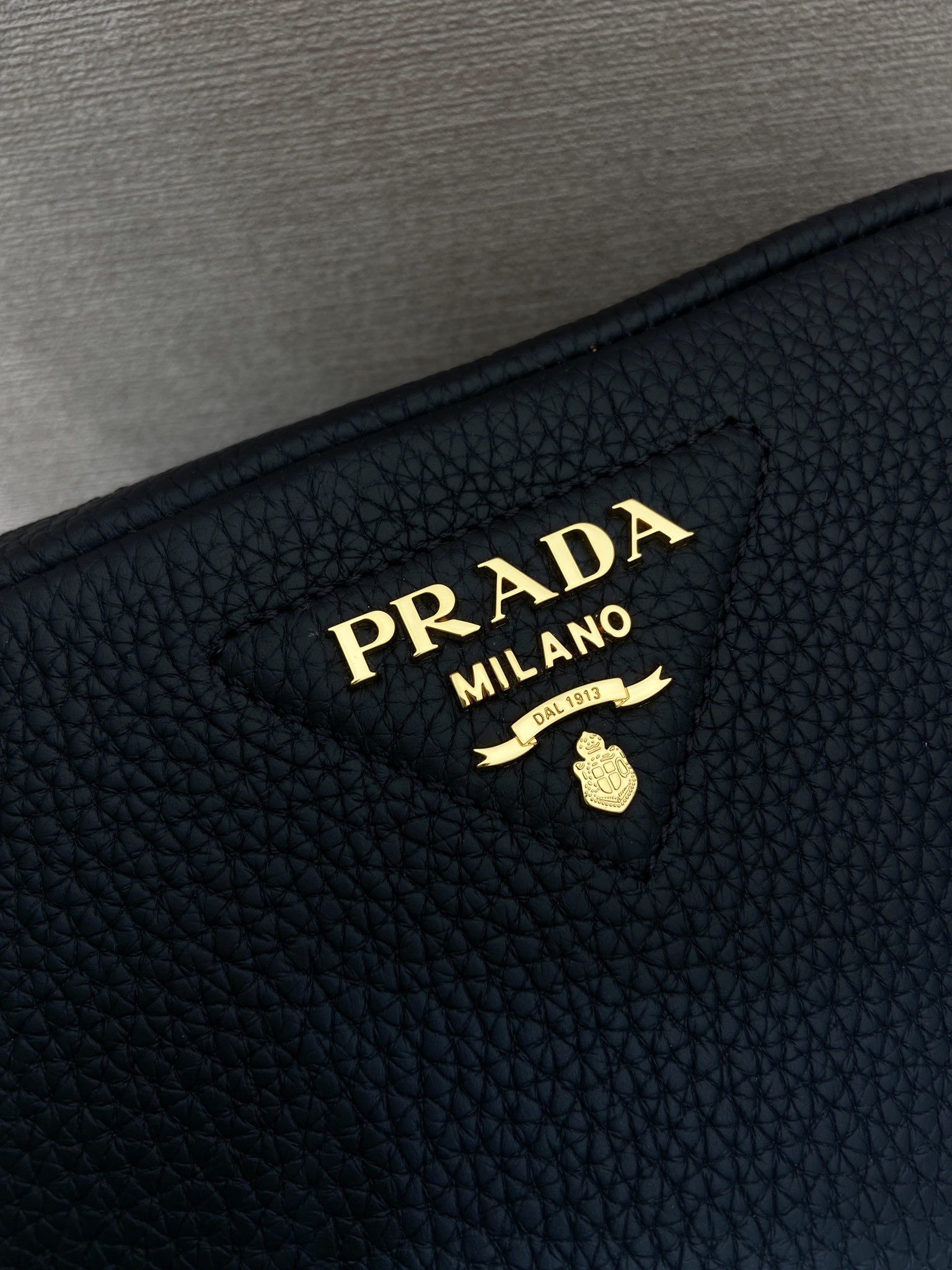（双肩带-金logo） 普拉达 PRADA  相机 斜跨 女包 红色 皮质 1BH082-2BBE-F0EOO