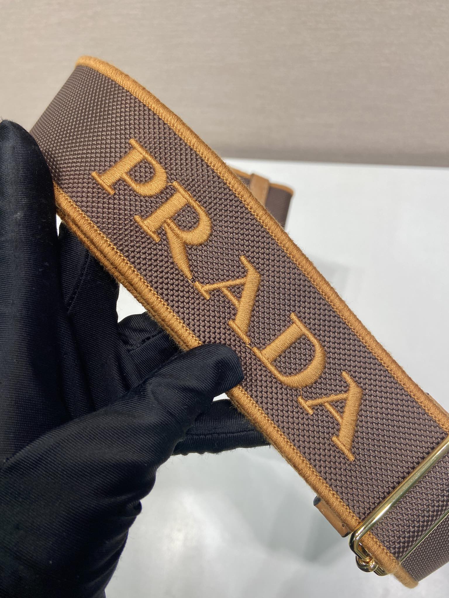  （双肩带-金logo）普拉达 PRADA  相机 斜跨 女包 焦糖色 皮质 1BH082_2DKV_F03V8_V_7NM