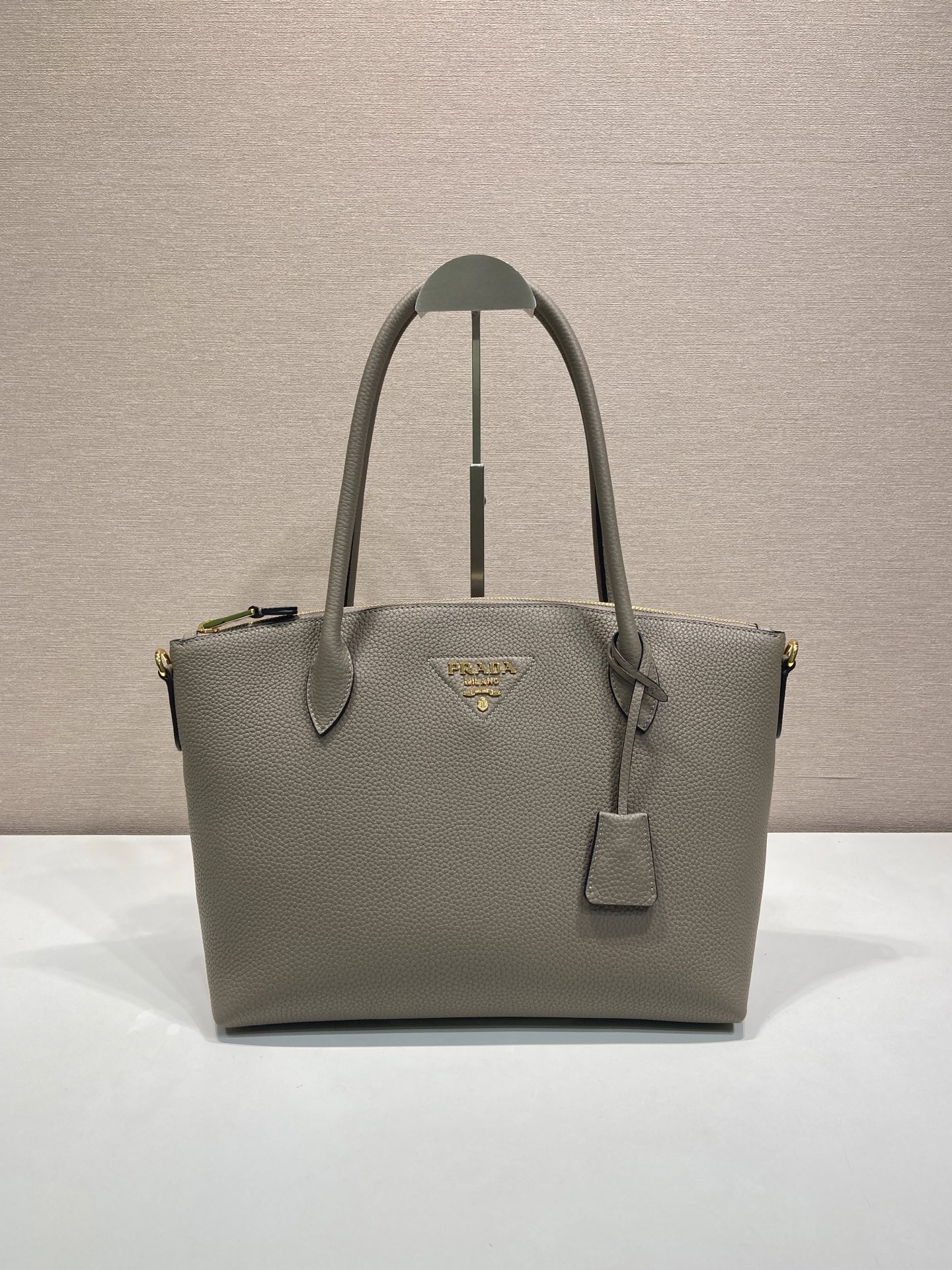普拉达 PRADA  托特手提 灰色 皮质 H0-1BG627_2DKV_F03QH