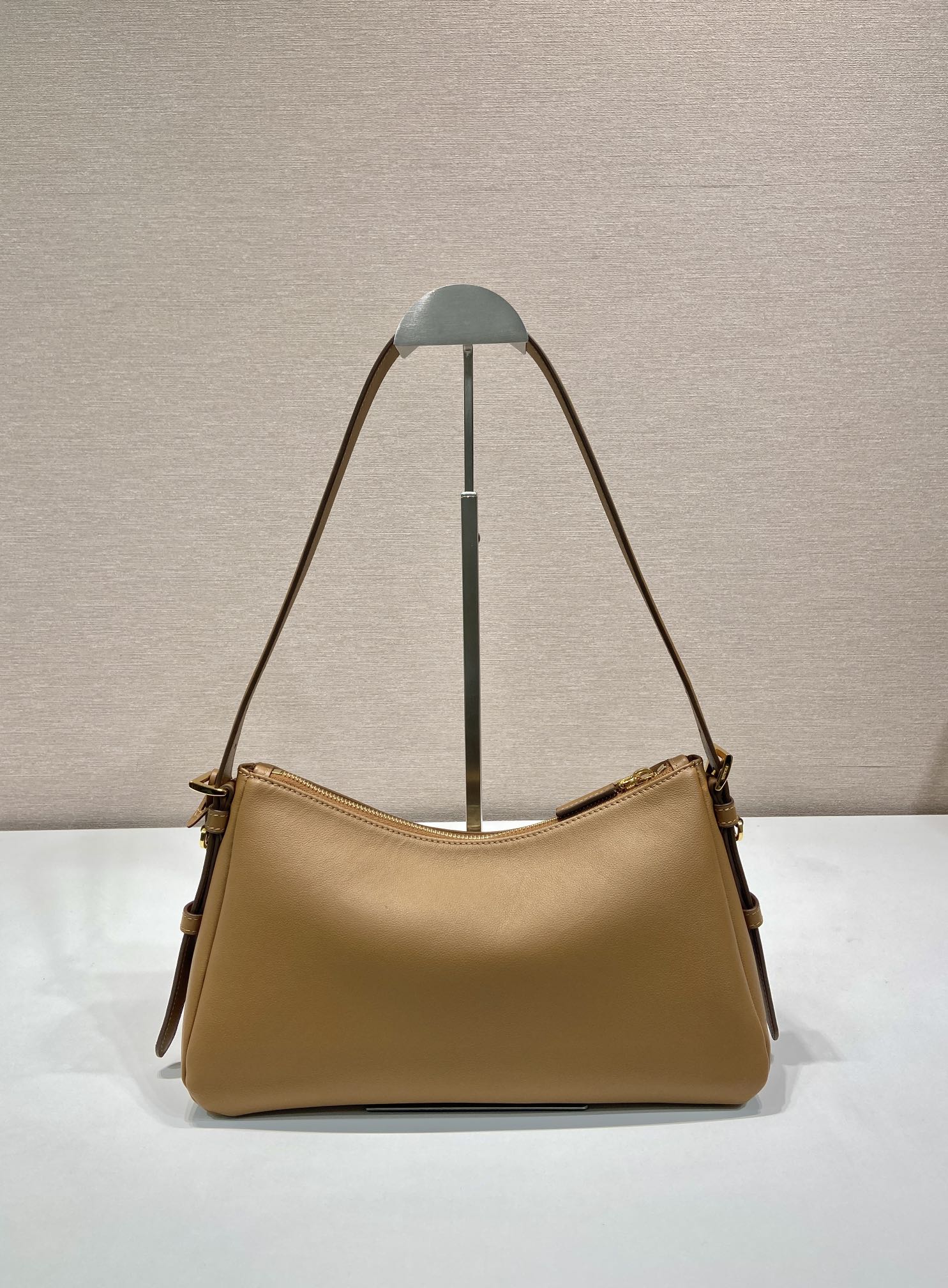 普拉达 PRADA  Aimee  单肩  焦糖色  皮质 H0-1BC229_2CYS_F03BH