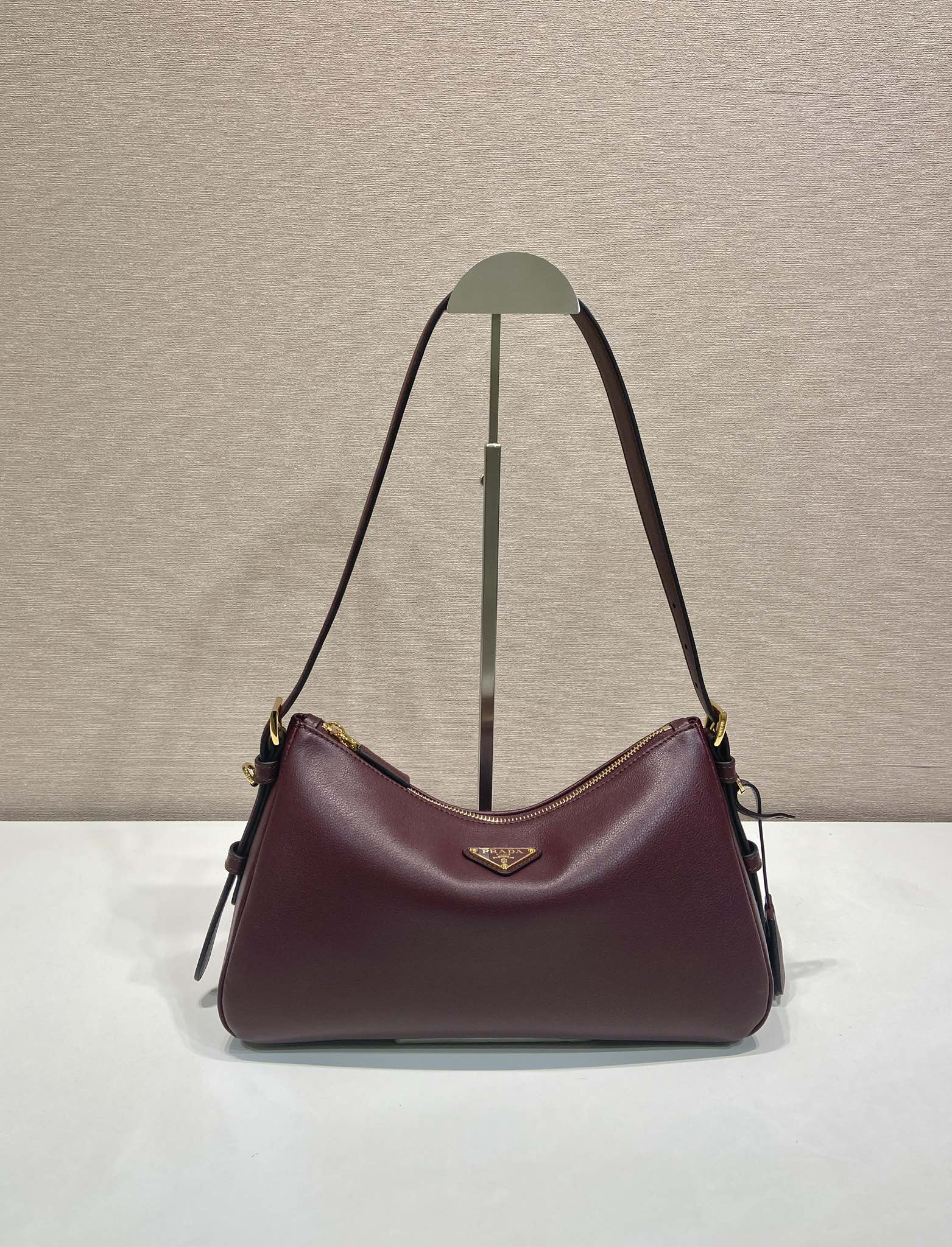 普拉达 PRADA  Aimee  单肩  酒红色  皮质 H0-1BC229_2CYS_F0LV7