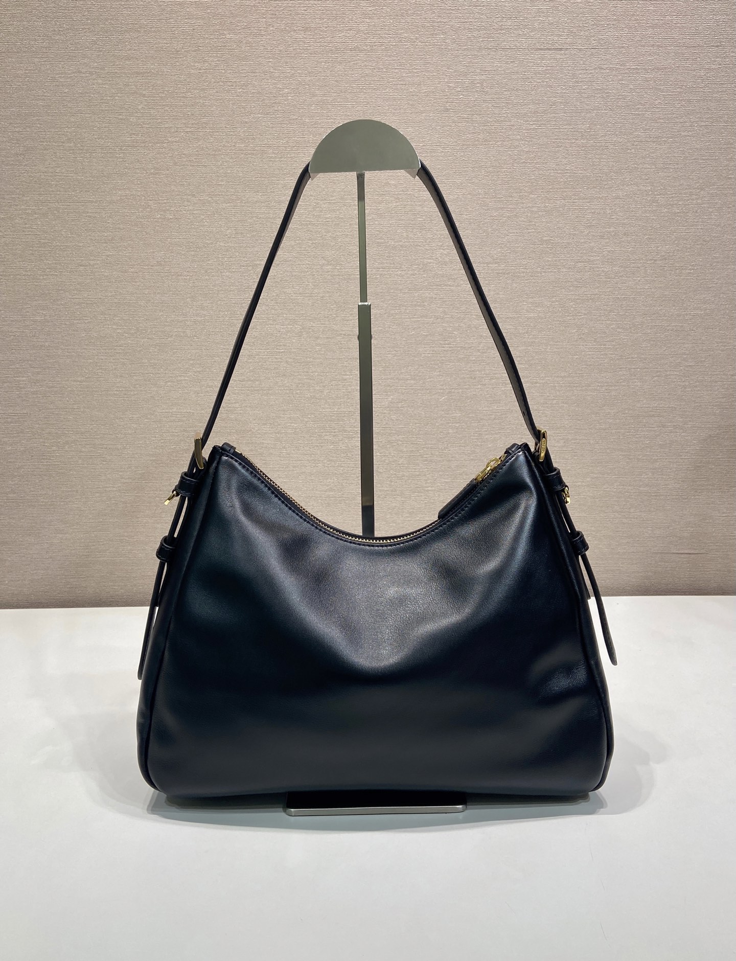普拉达 PRADA  Aimee  单肩  黑色 皮质 H0-1BC301_2ZRN_F0002