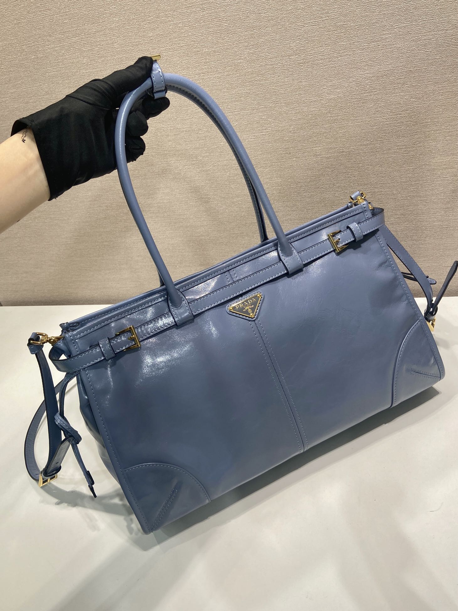 38CM 普拉达 PRADA Bonnie 单肩 斜跨  蓝色油蜡 皮质 H0-1BA433 