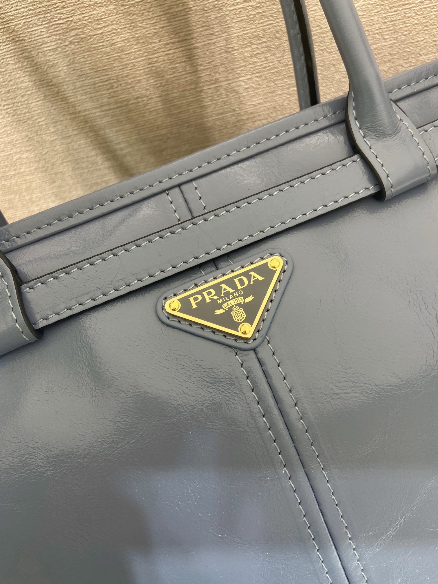 38CM 普拉达 PRADA Bonnie 单肩 斜跨  蓝色油蜡 皮质 H0-1BA433 
