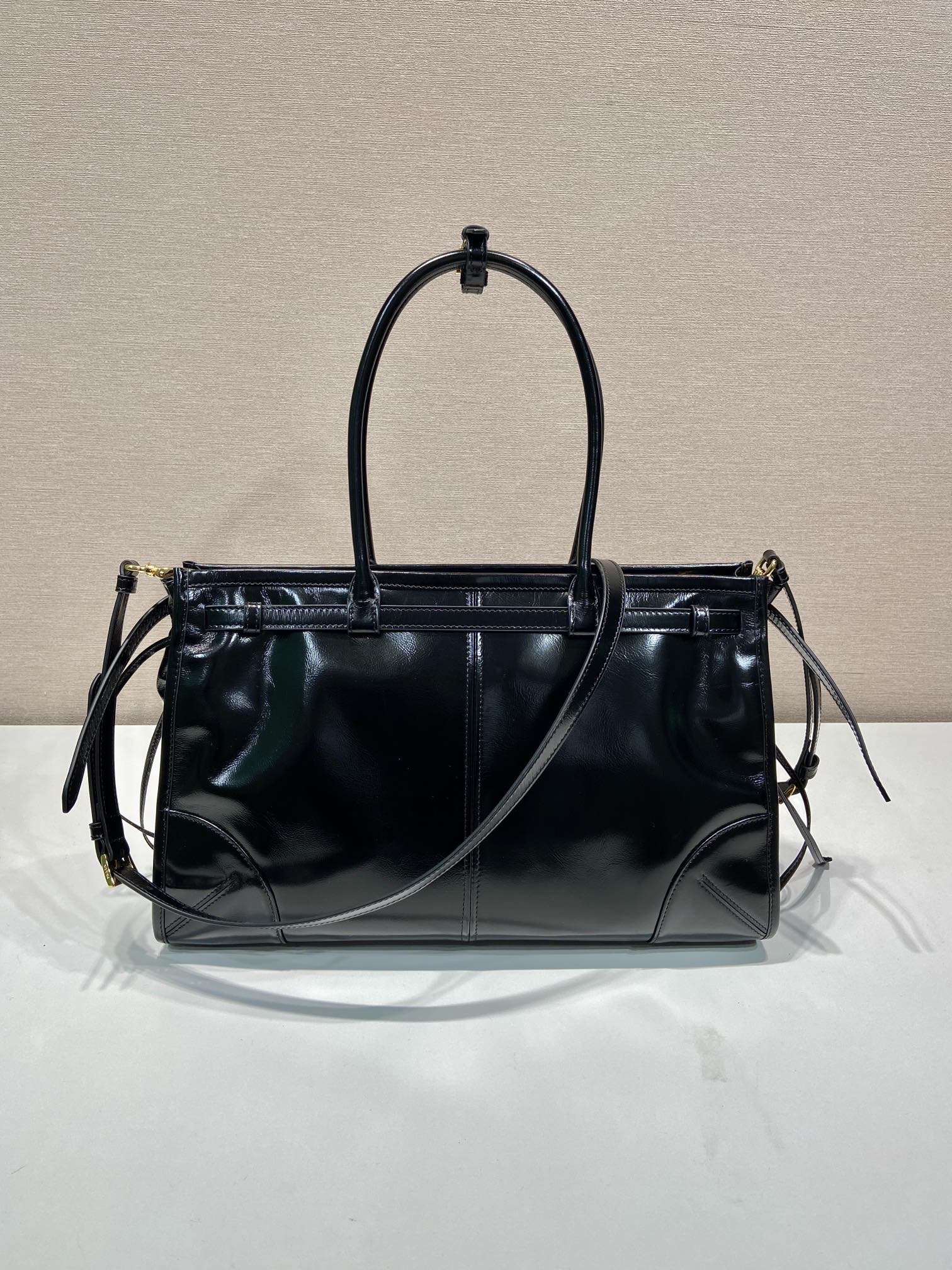 38CM 普拉达 PRADA Bonnie 单肩 斜跨 黑色 皮质  H0-1BA433_2CYR_F0002_V_MOO