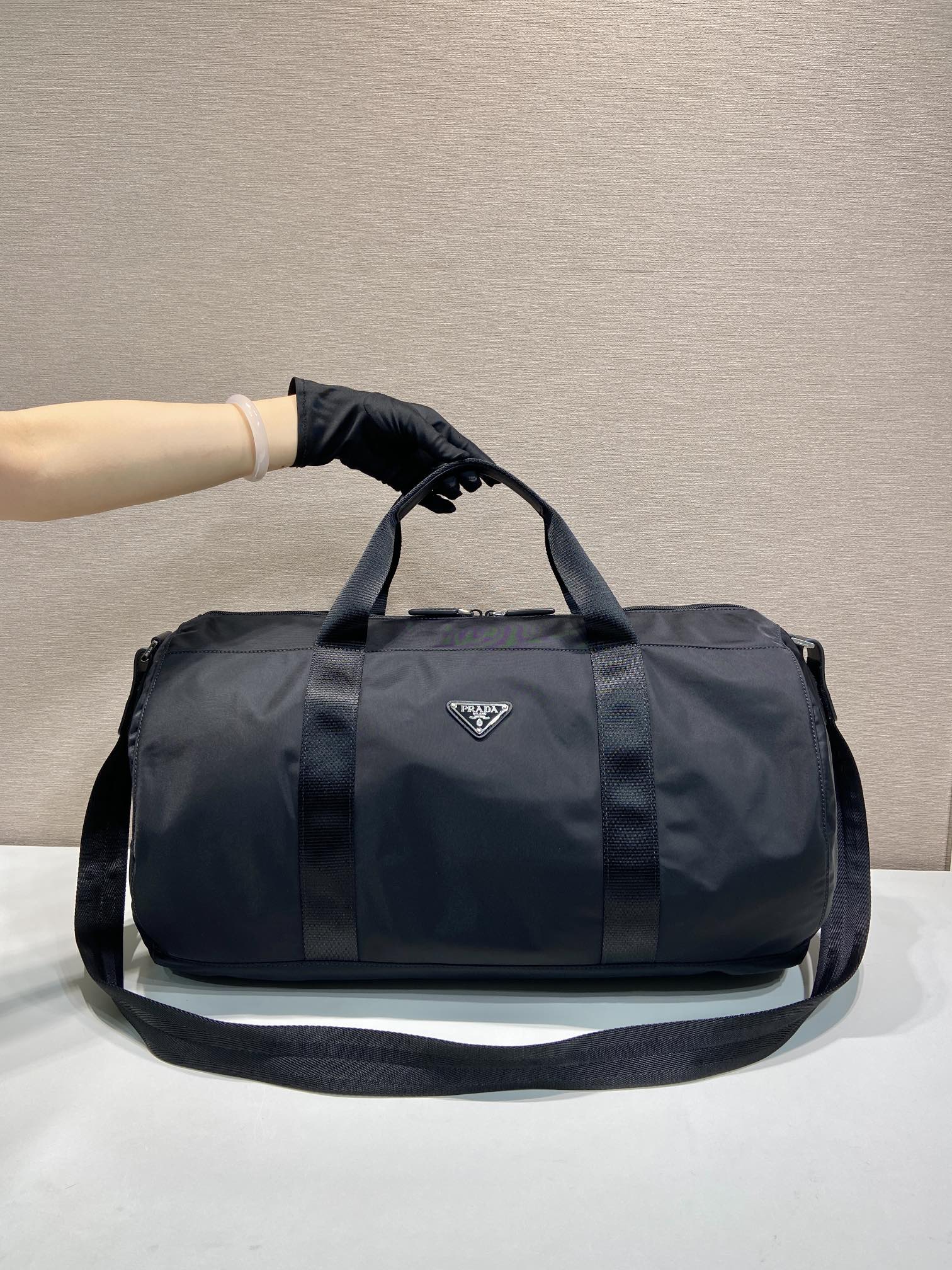 普拉达 PRADA Re-Nylon 旅行包 黑色 尼龙 H0-2VC015 