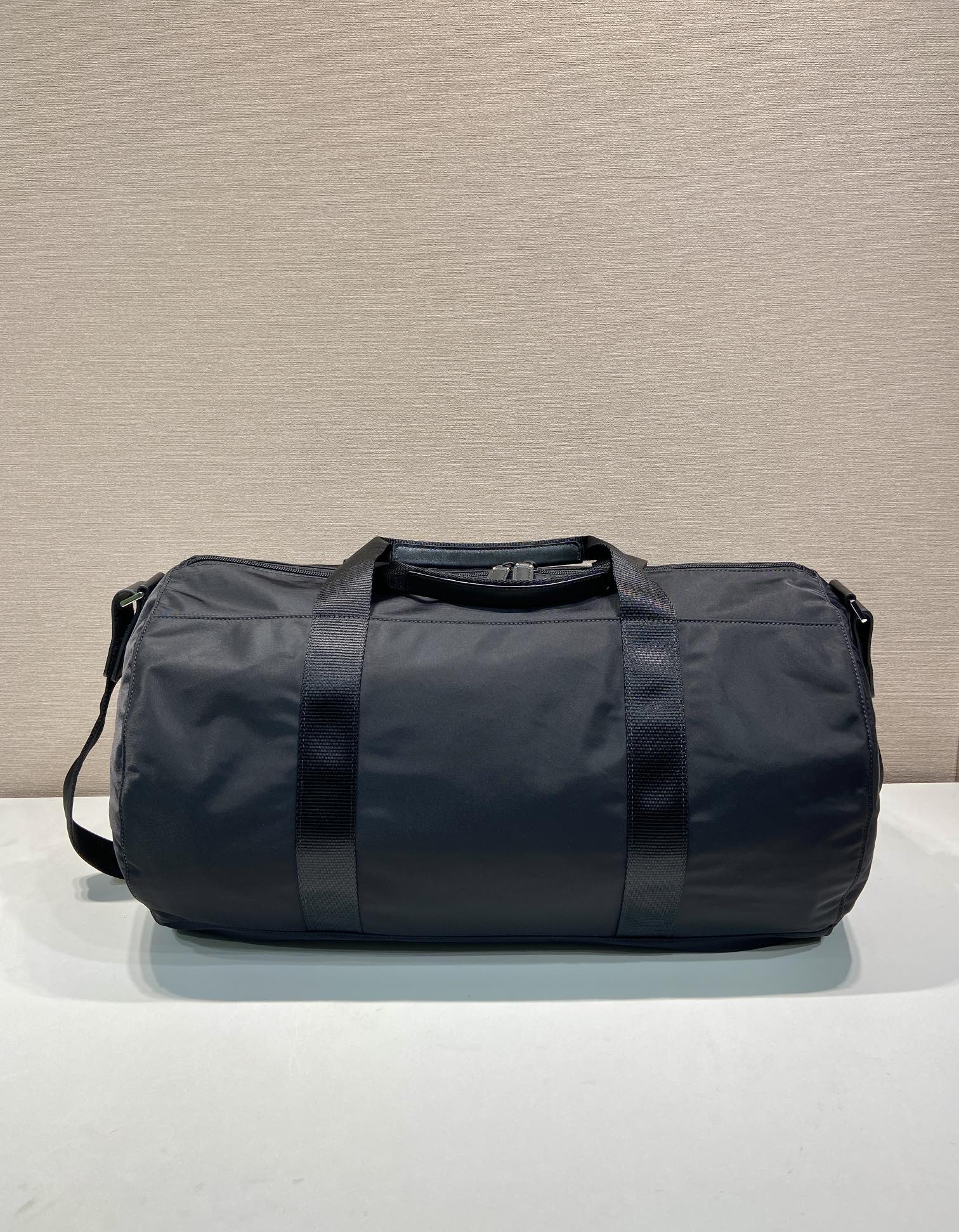 普拉达 PRADA Re-Nylon 旅行包 黑色 尼龙 H0-2VC015 