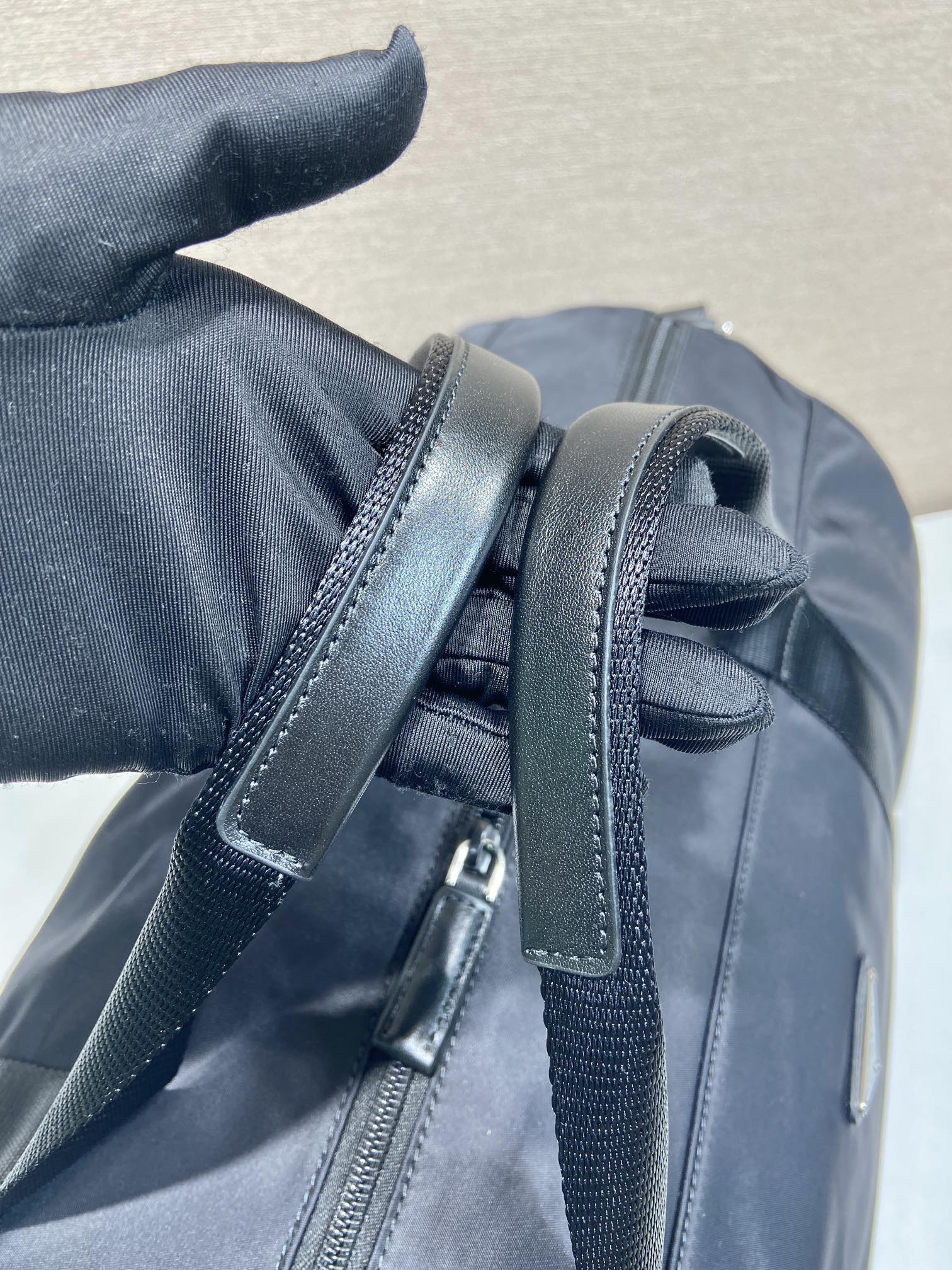 普拉达 PRADA Re-Nylon 旅行包 黑色 尼龙 H0-2VC015 