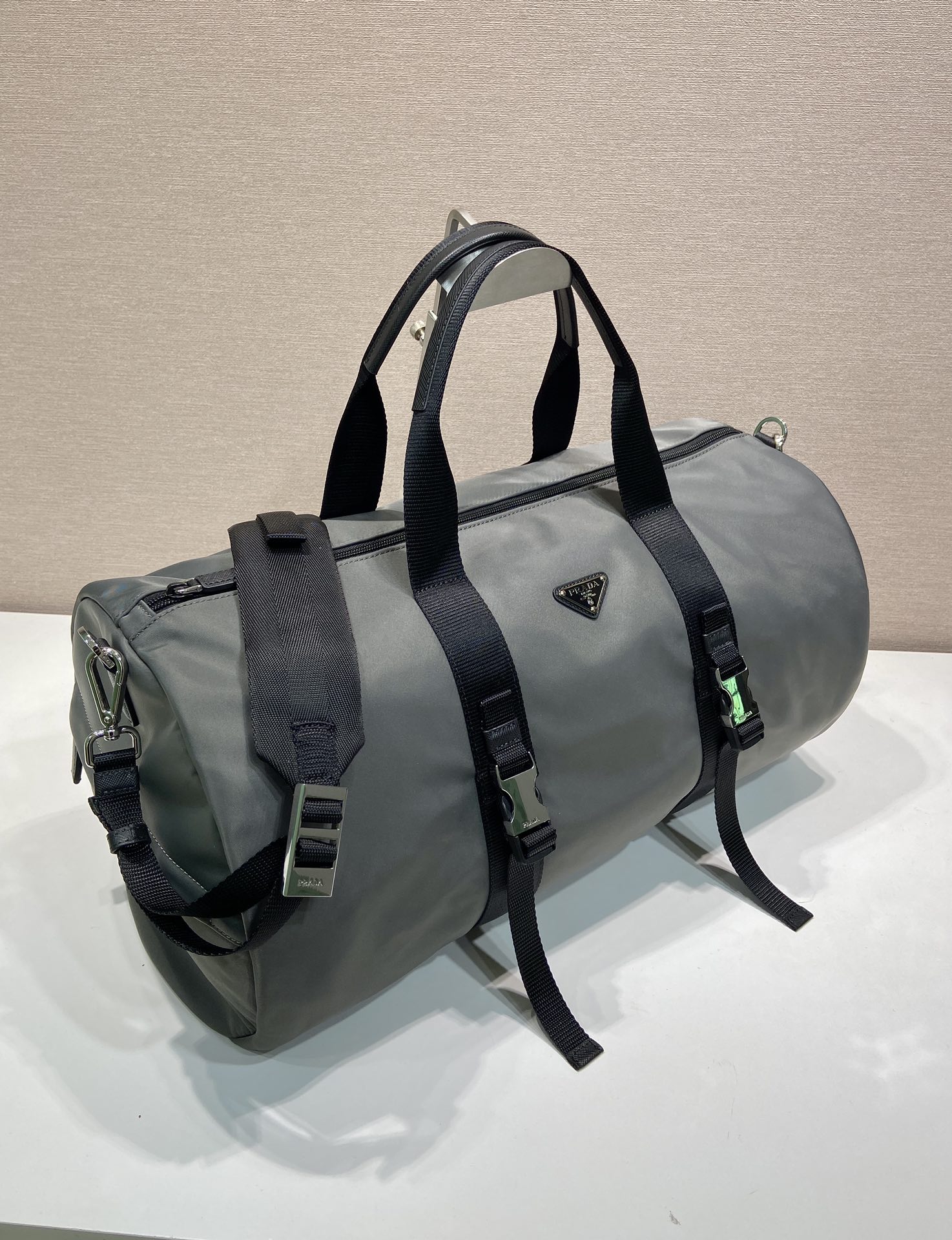 普拉达 PRADA Re-Nylon 旅行包 森林绿 尼龙 H0-长50cm 宽27cm 高27cm