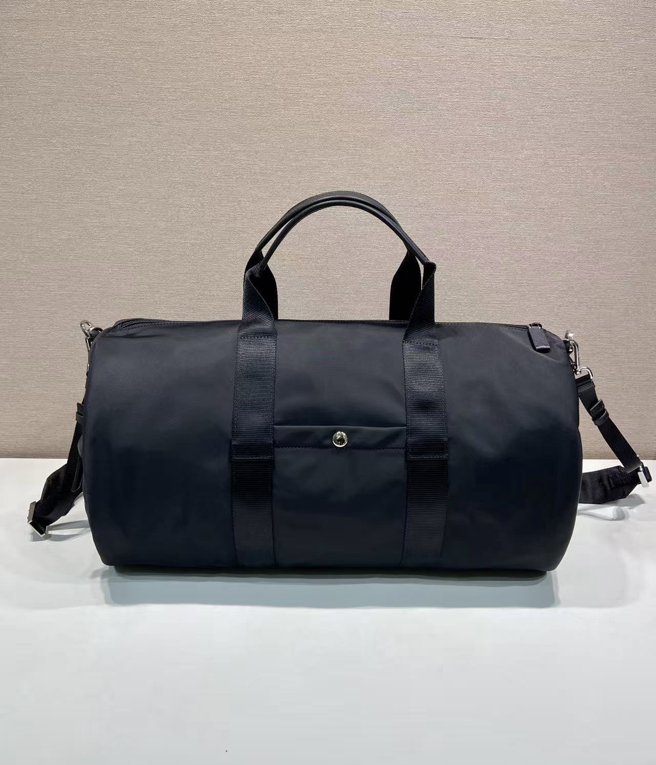 普拉达 PRADA Re-Nylon 旅行包 黑色 尼龙 H0-2VC015_2DMG_F0002_V_MON