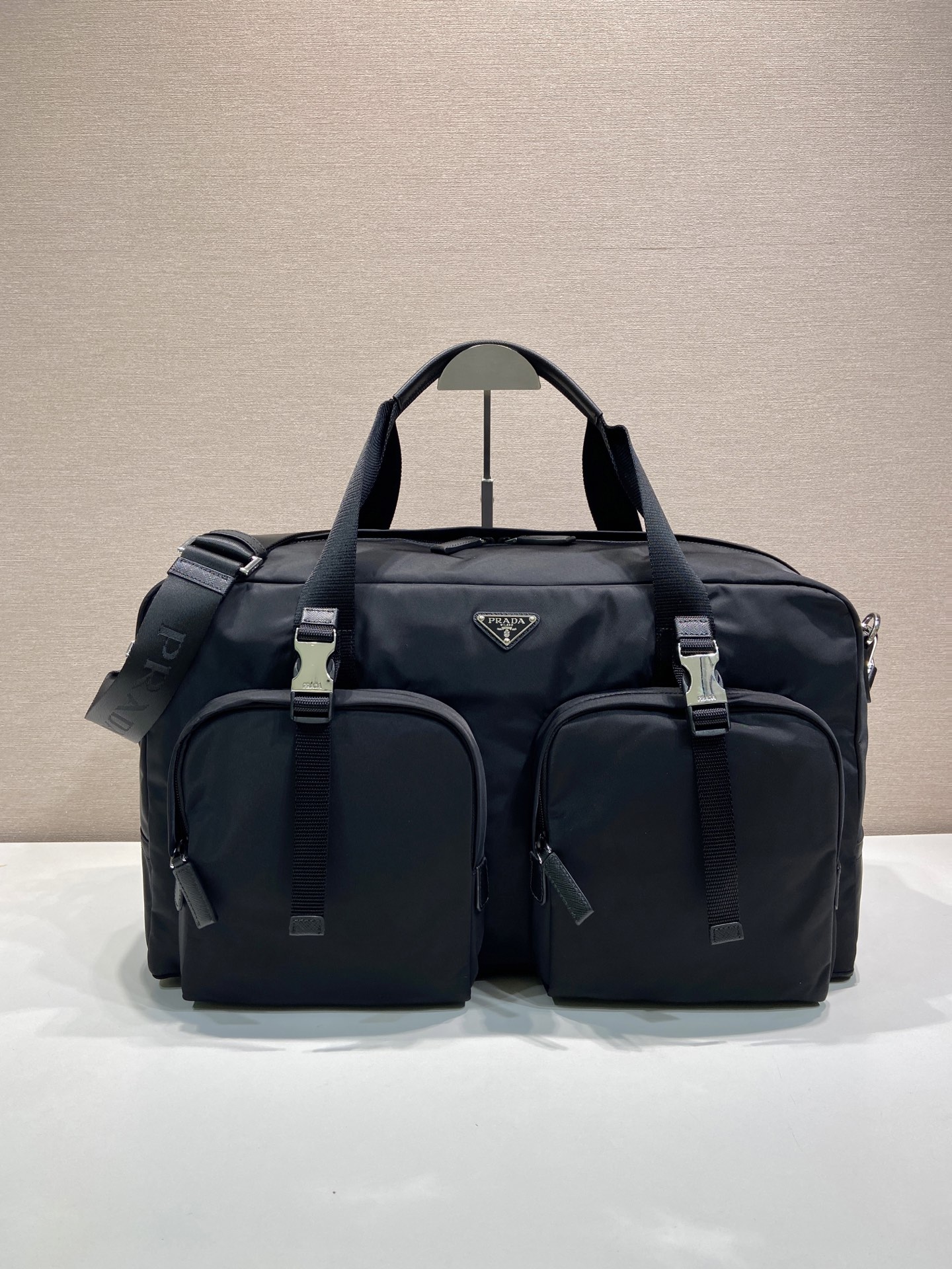 普拉达 PRADA Re-Nylon 旅行包 黑色 H0-2VC006_2DMG_F0002_V_OOM