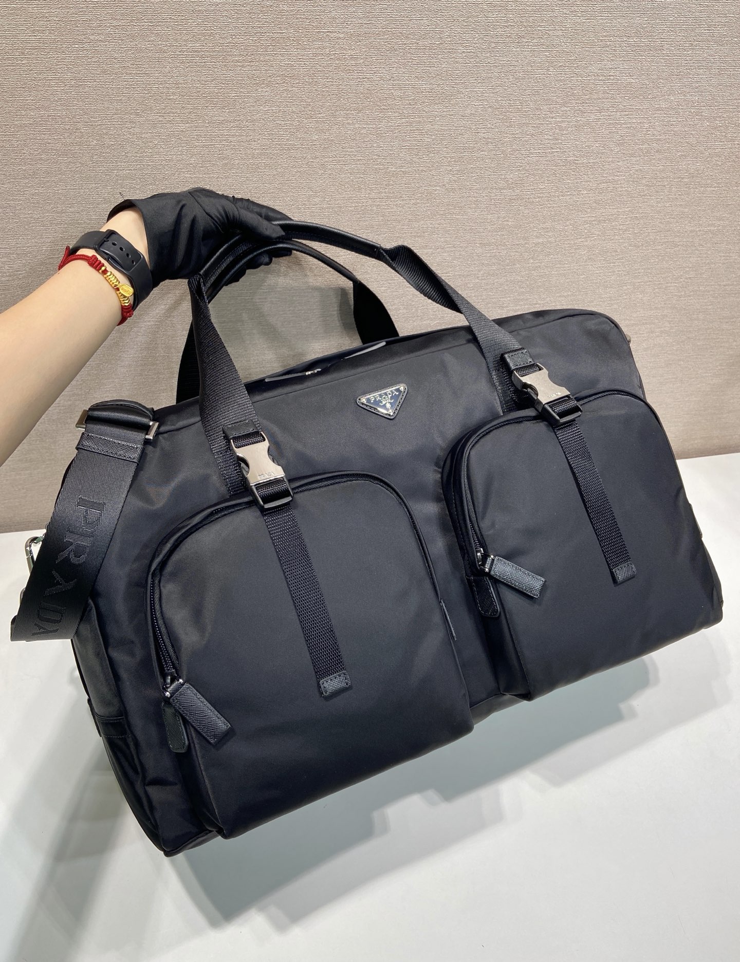 普拉达 PRADA Re-Nylon 旅行包 黑色 H0-2VC006_2DMG_F0002_V_OOM