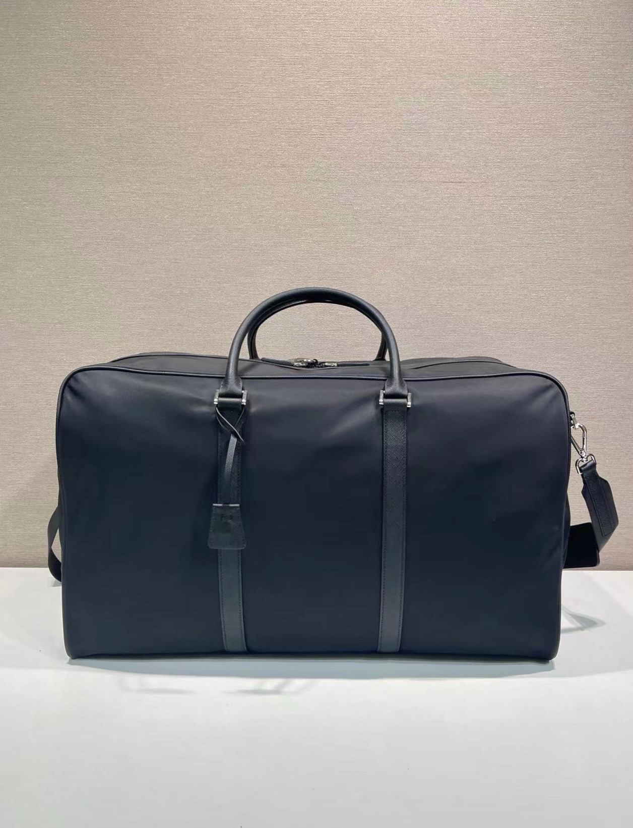 普拉达 PRADA Re-Nylon 手提旅行包 黑色 尼龙 H0-2VC013_2DMH_F0002