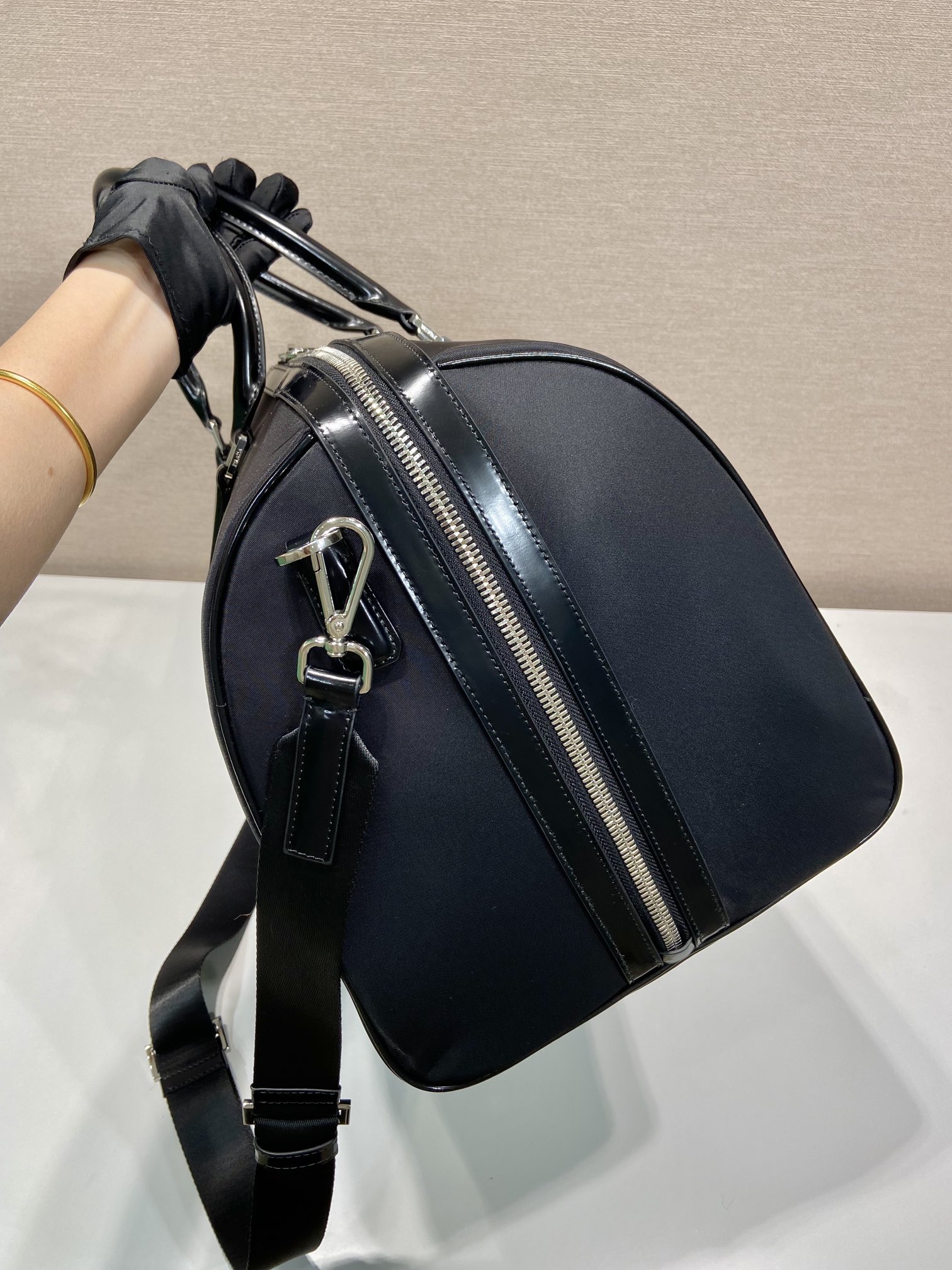 50CM 普拉达 PRADA Re-Nylon 手提旅行包 黑色 尼龙 H0-2VC018_789_F0002
