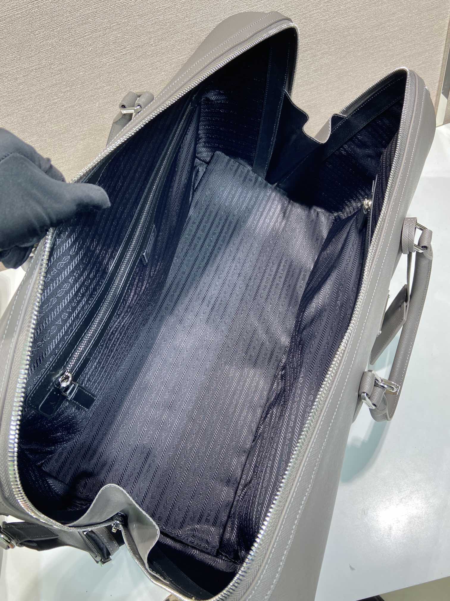 50CM 普拉达 PRADA Saffiano 手提旅行包 灰色 皮质  H0-2VC018_9Z2_F03SG