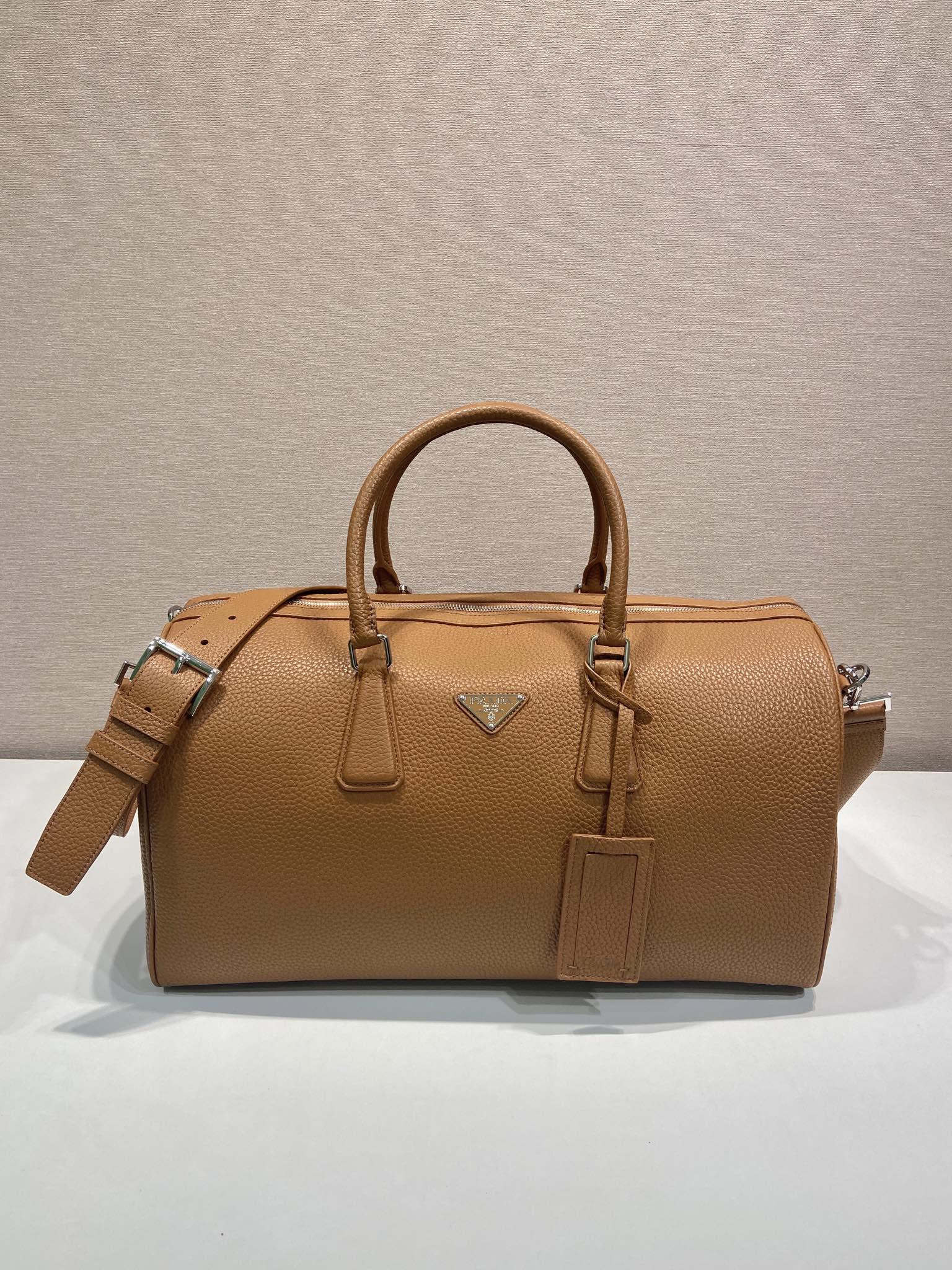 50CM 普拉达 PRADA Saffiano 手提旅行包 焦糖色 荔枝皮质  J0-2VC048_2BBE_F0046