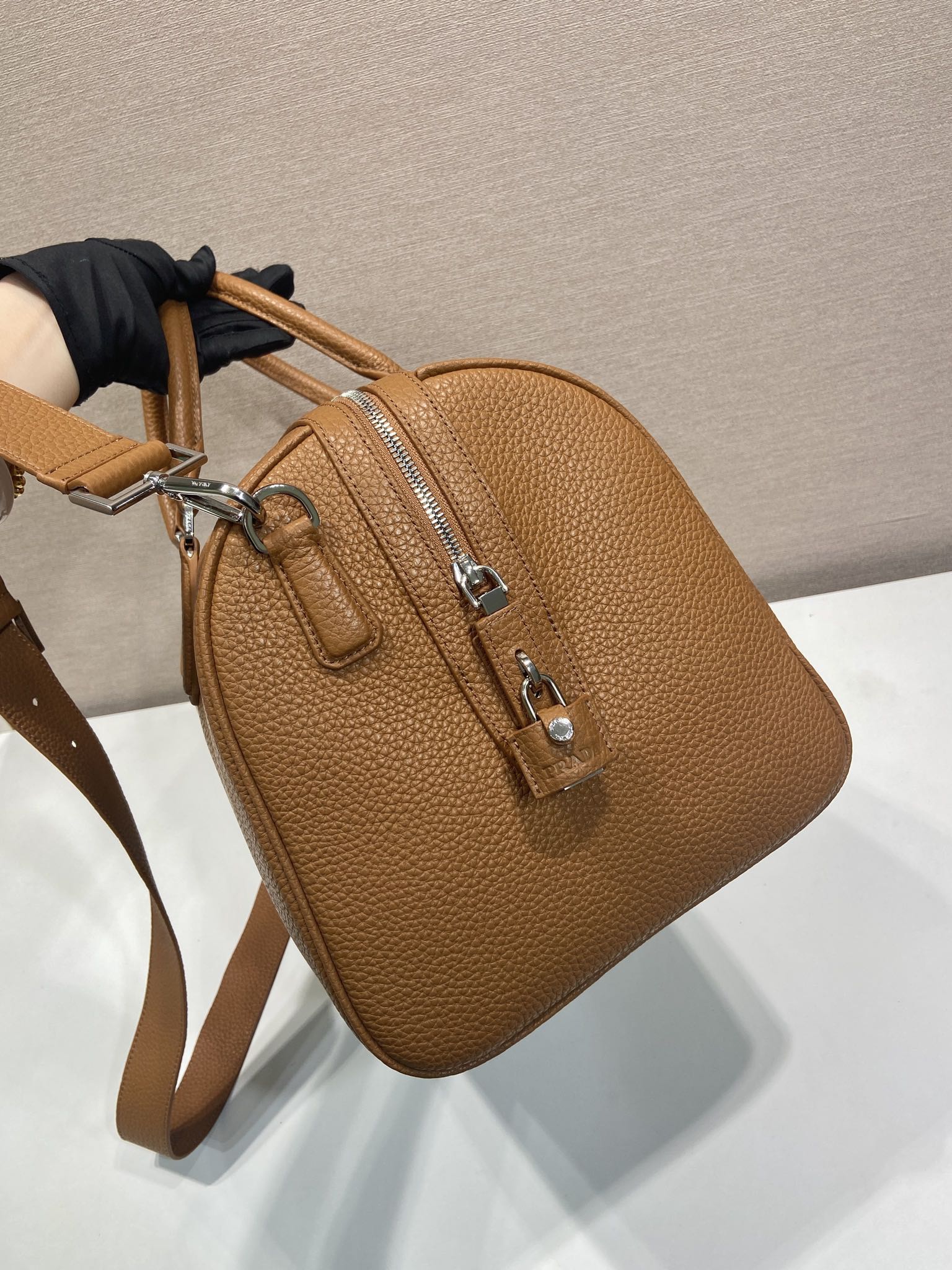 50CM 普拉达 PRADA Saffiano 手提旅行包 焦糖色 荔枝皮质  J0-2VC048_2BBE_F0046