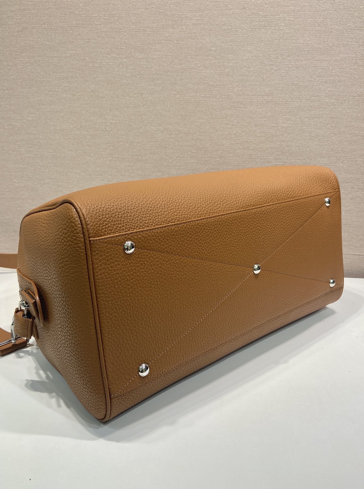 50CM 普拉达 PRADA Saffiano 手提旅行包 焦糖色 荔枝皮质  J0-2VC048_2BBE_F0046