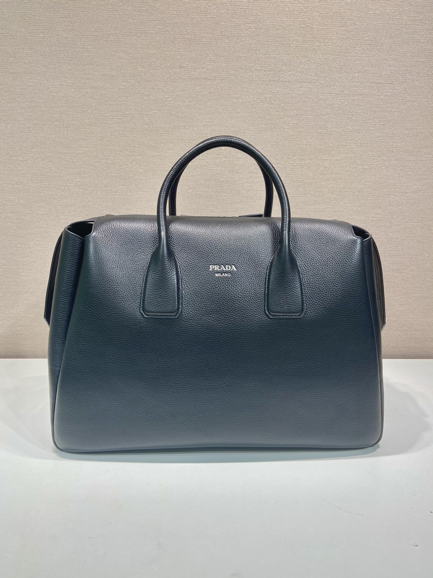 51CM 普拉达 PRADA 手提旅行包 黑色 荔枝皮质  J0-2VC035_2BBE_F0002