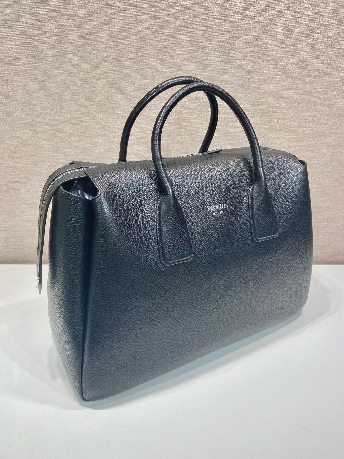 51CM 普拉达 PRADA 手提旅行包 黑色 荔枝皮质  J0-2VC035_2BBE_F0002