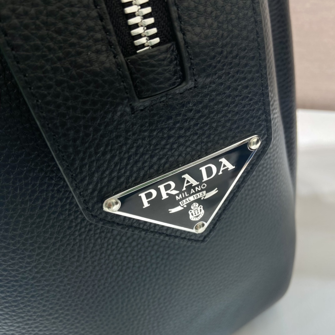 51CM 普拉达 PRADA 手提旅行包 黑色 荔枝皮质  J0-2VC035_2BBE_F0002