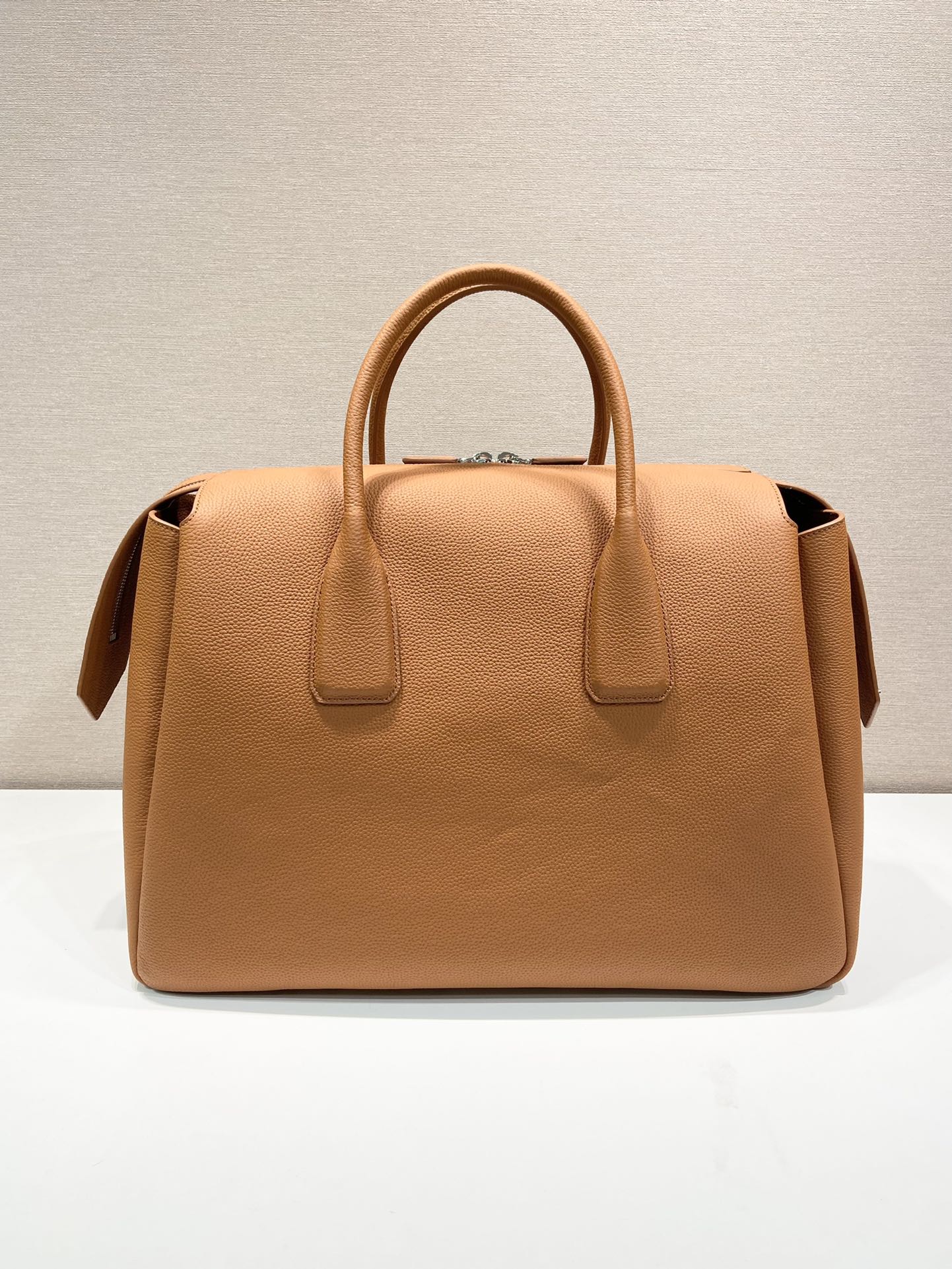 51CM 普拉达 PRADA 手提旅行包 焦糖色 荔枝皮质  J0-2VC035_2BBE_F098L_V_OOO